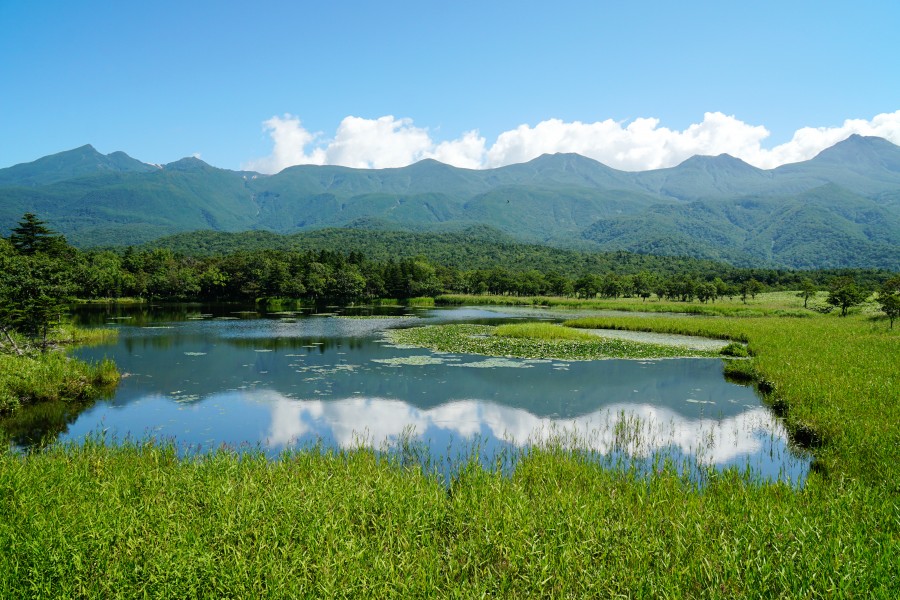 140829 Ichiko of Shiretoko Goko Lakes Hokkaido Japan01s5