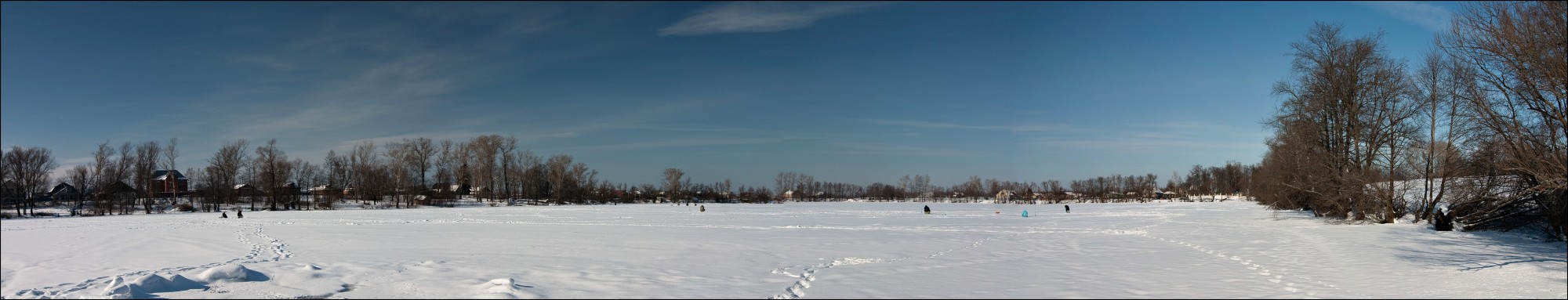 Danilishe lake winter