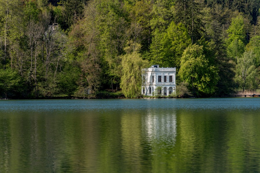 Klagenfurt Maiernigg Sueduferstrasse Bootshaus Samek 20042017 5026