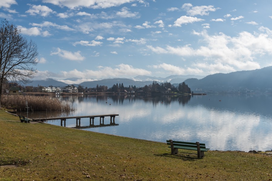 Poertschach Hauptstrasse Edelweiß-Bad Woerther See 13012016 0053