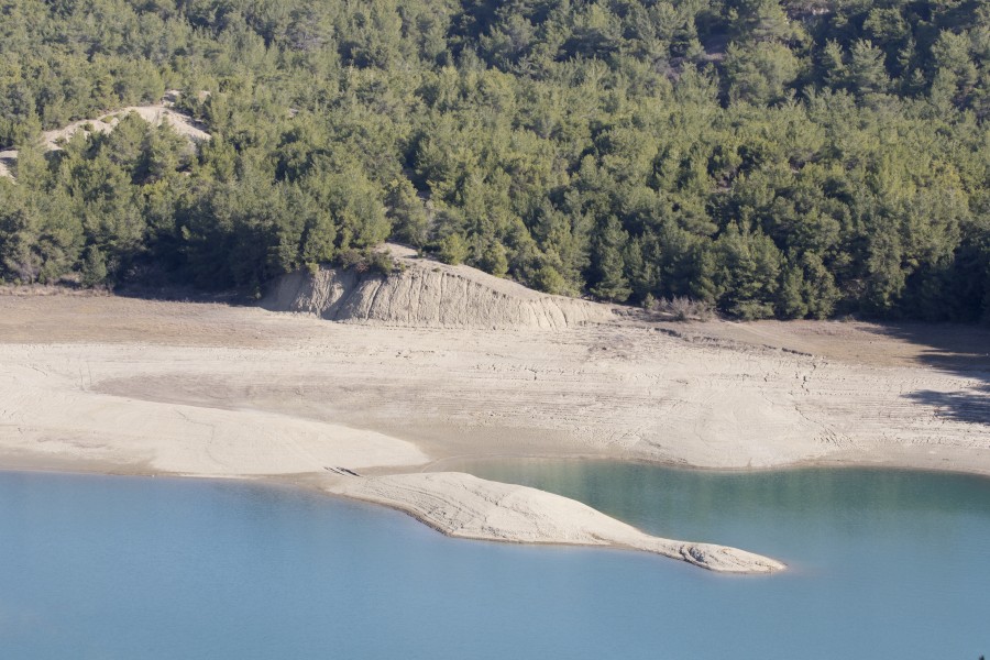 Shore of Seyhan Dam Lake, Adana 2016-11-27 06-1