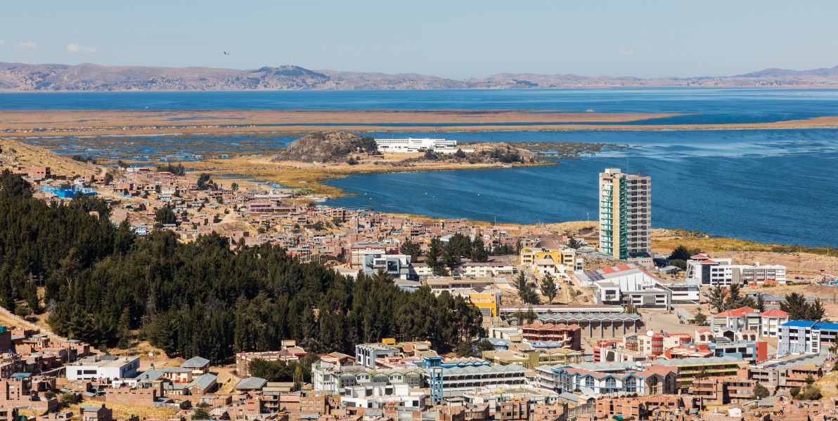 Vista de Puno y el Titicaca, Perú, 2015-08-01, DD 63