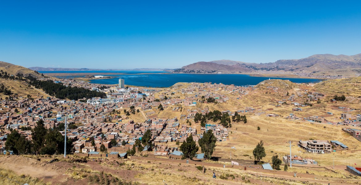 Vista de Puno y el Titicaca, Perú, 2015-08-01, DD 62