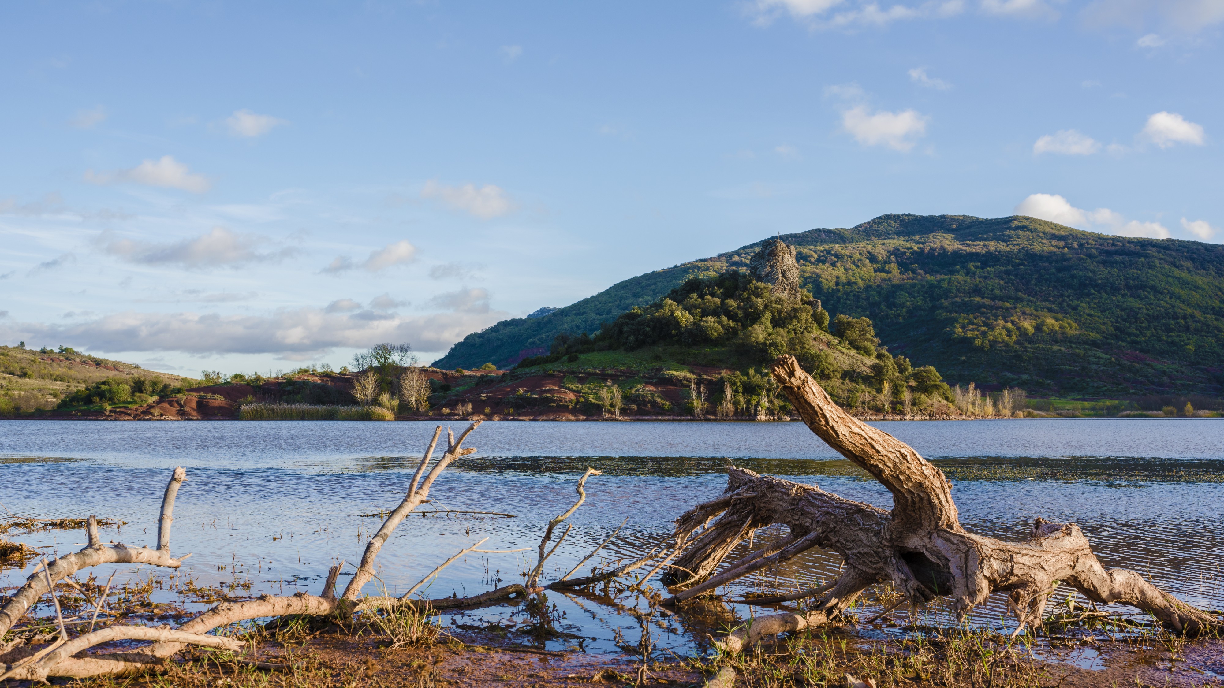 La Roque, Salagou Lake 01
