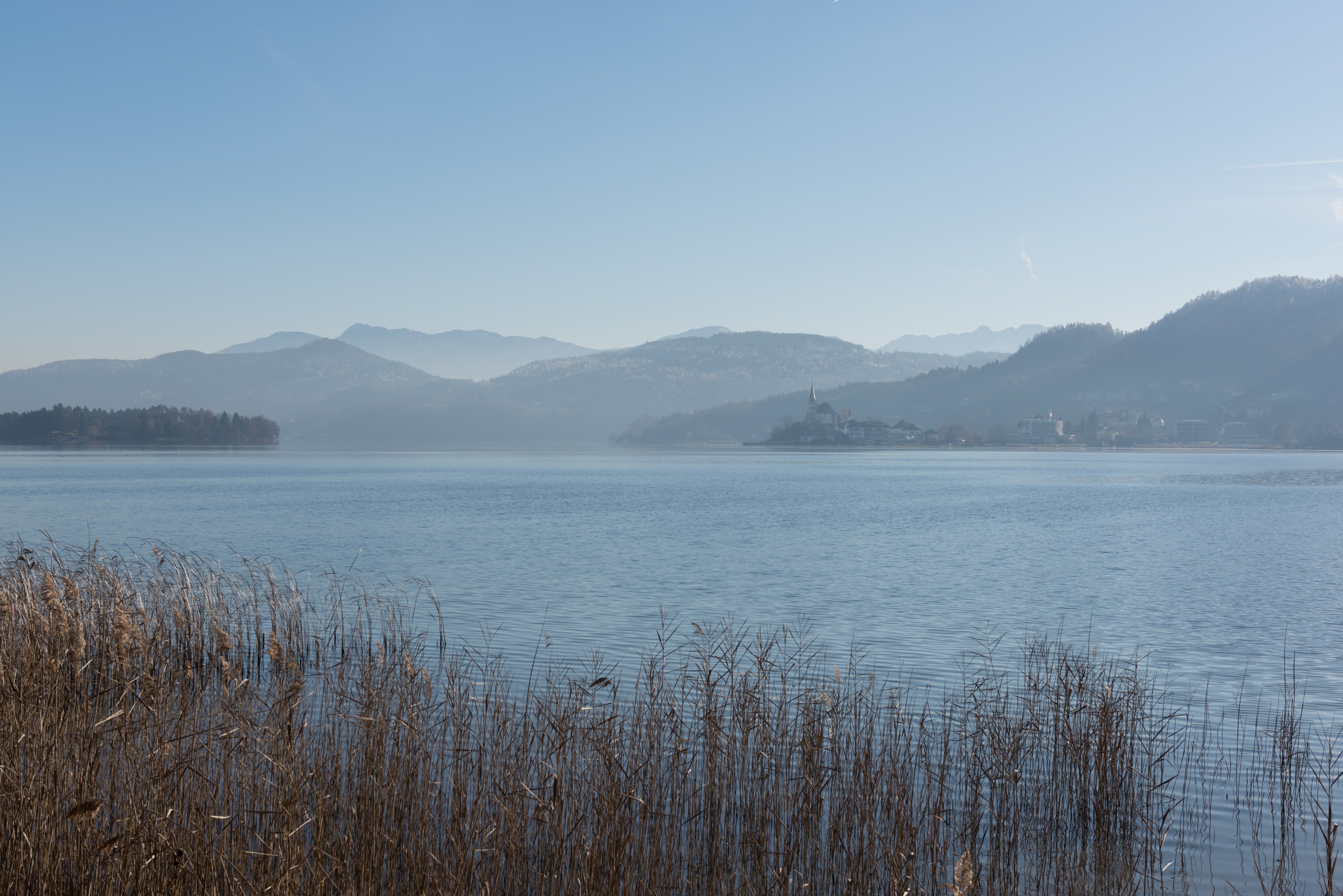 Poertschach Halbinselpromenade Seeblick nach Maria Woerth 13122015 9761