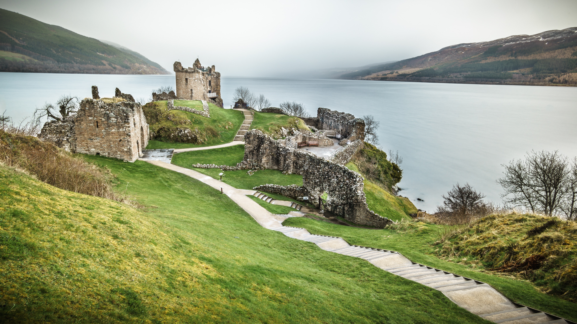 Urquhart Castle, Loch Ness, Inverness, Scotland (17101840068)