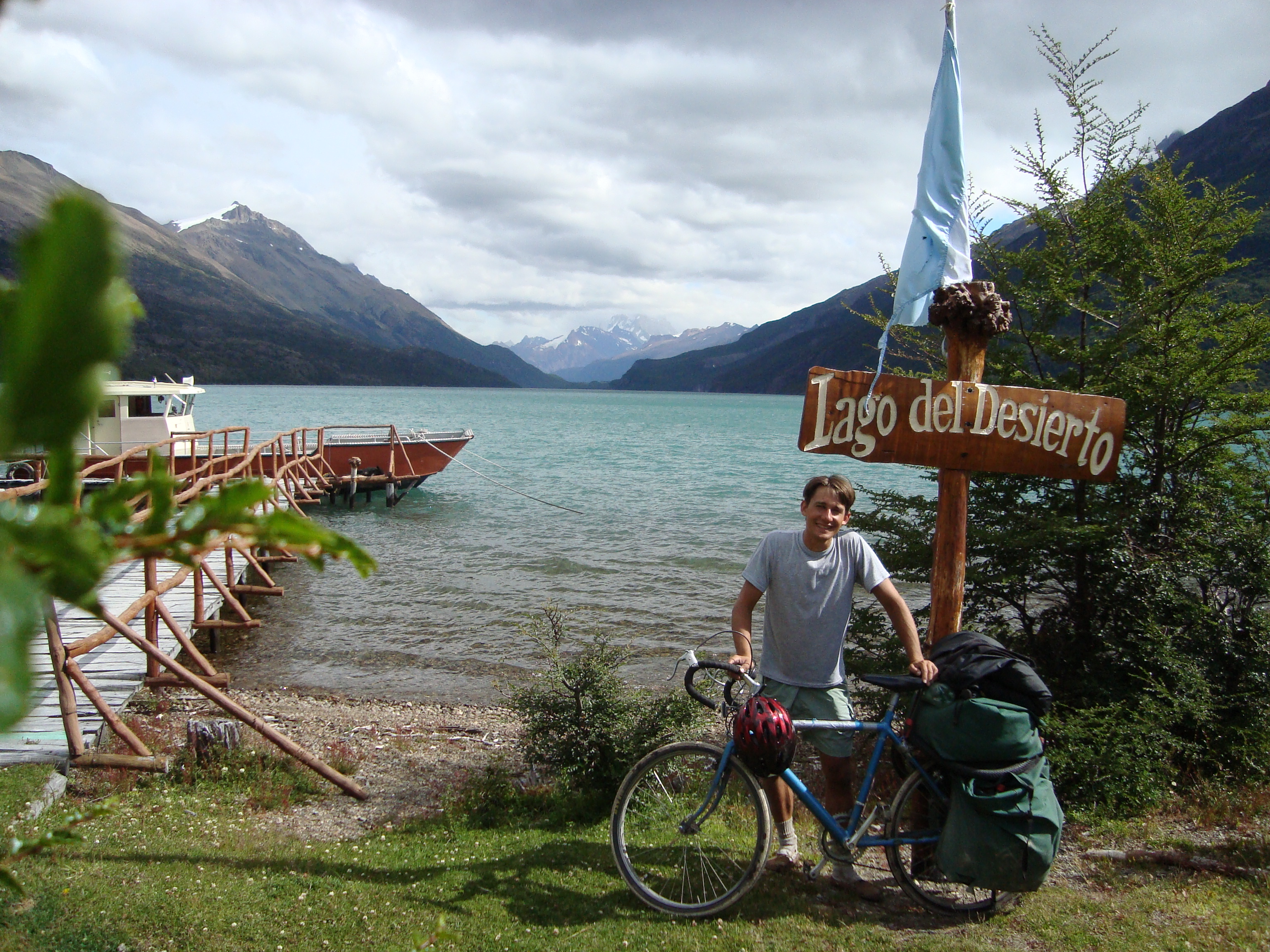 Victorious at Lago del Desierto (3259959815)