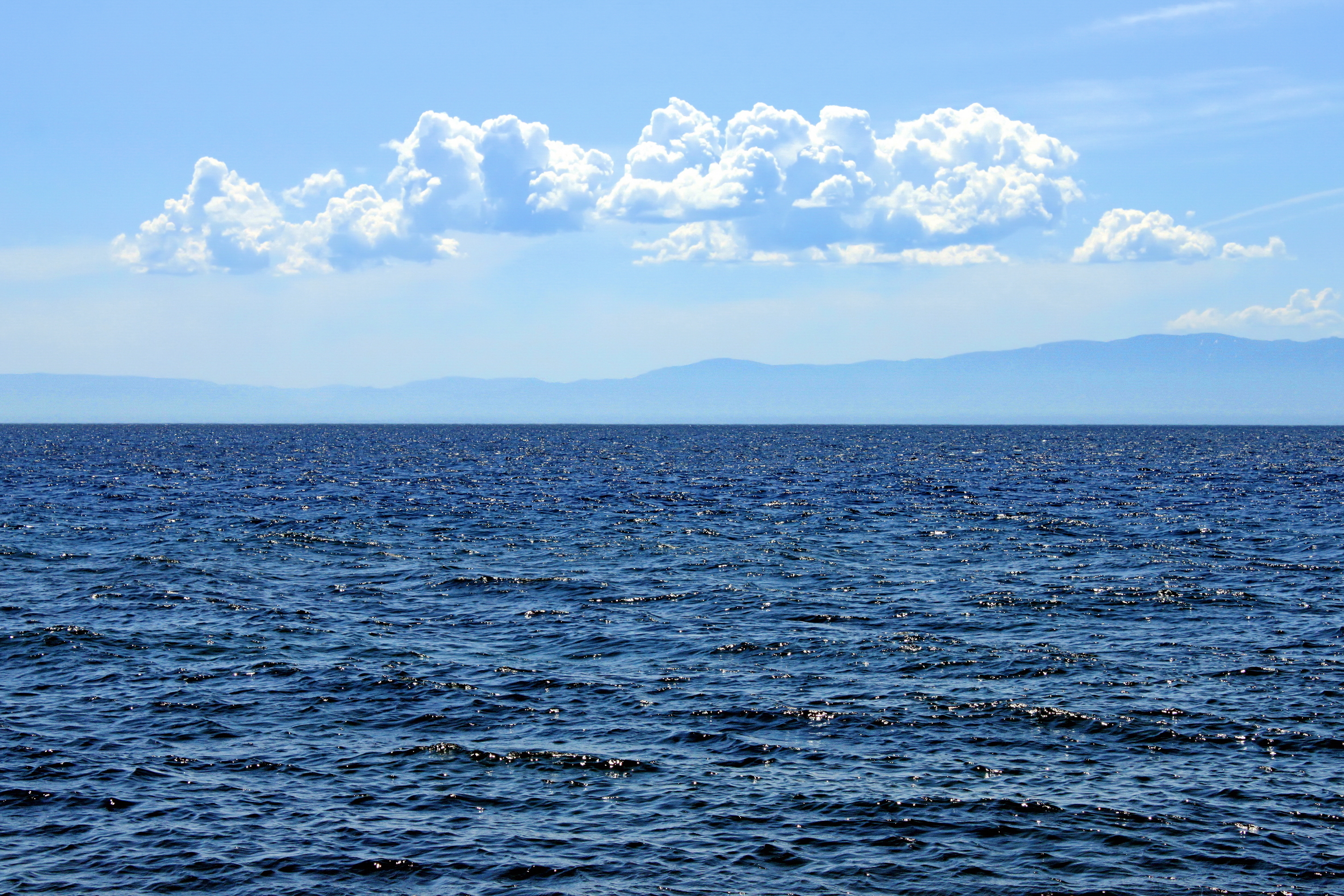 Widok na jezioro Bajkał z Bolszych Kotów