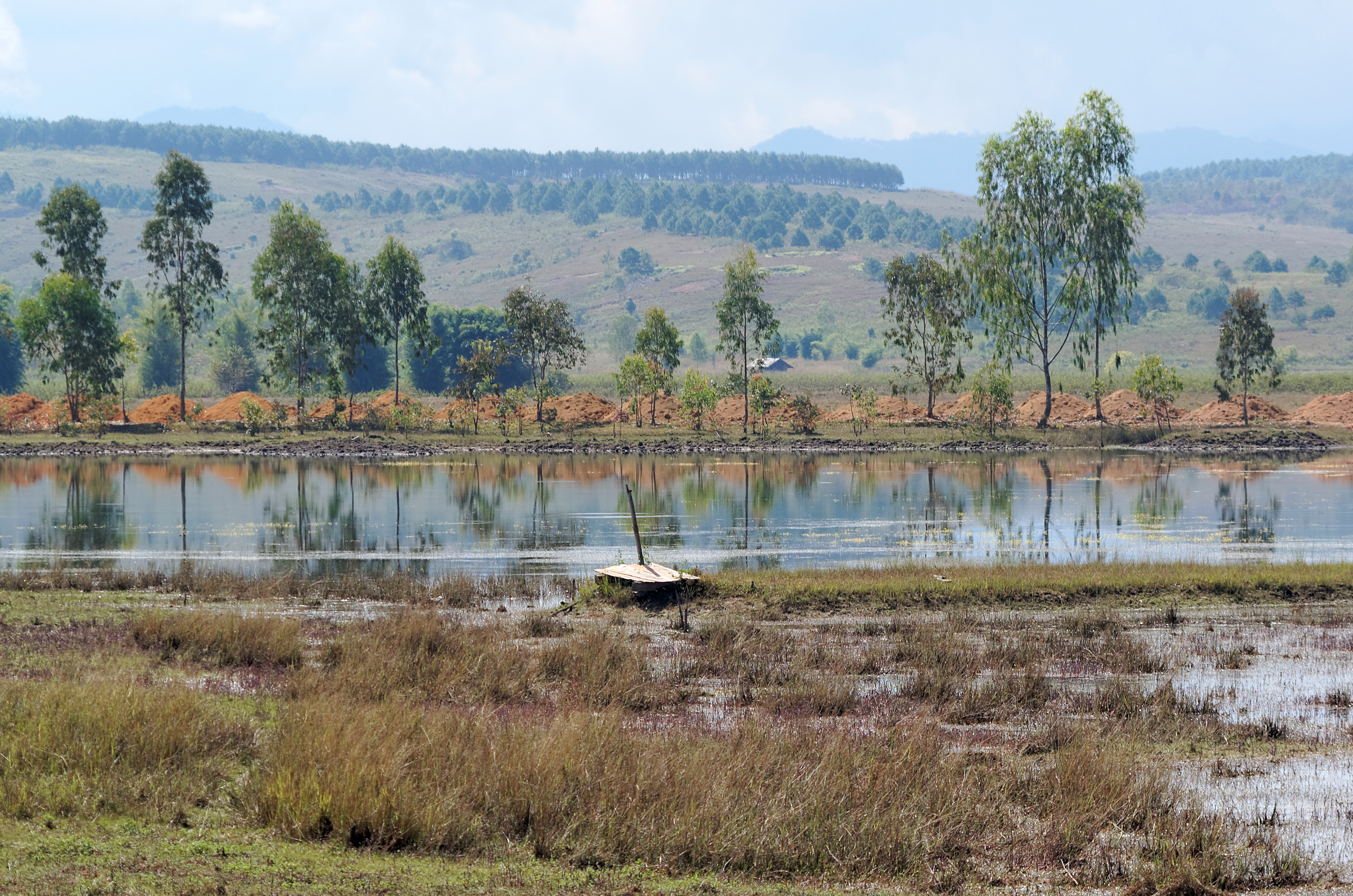 20171116 Ponds near Phonsavan, Laos 2927 DxO