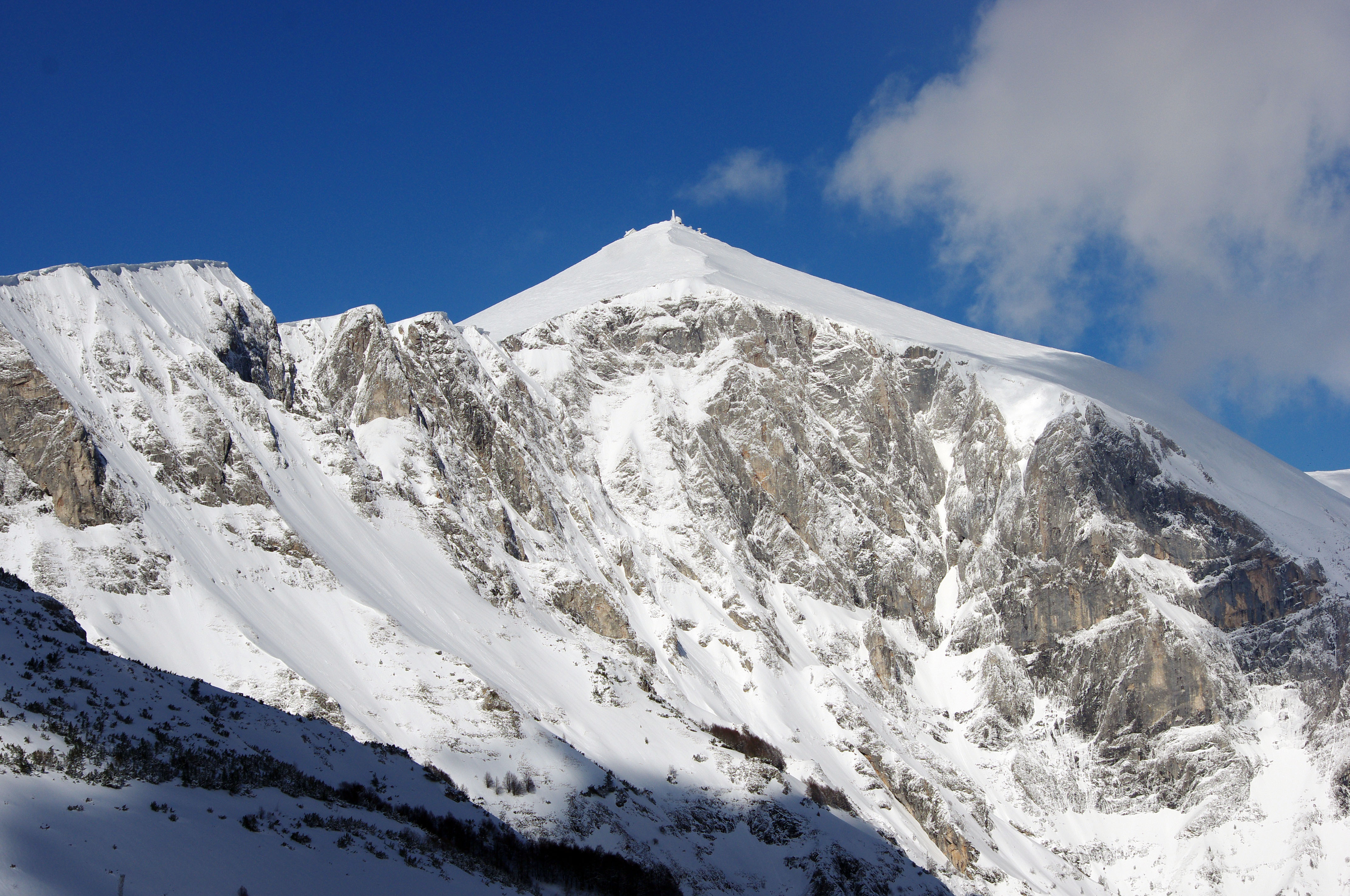 Снежната убавица Солунска Глава (2,540m)