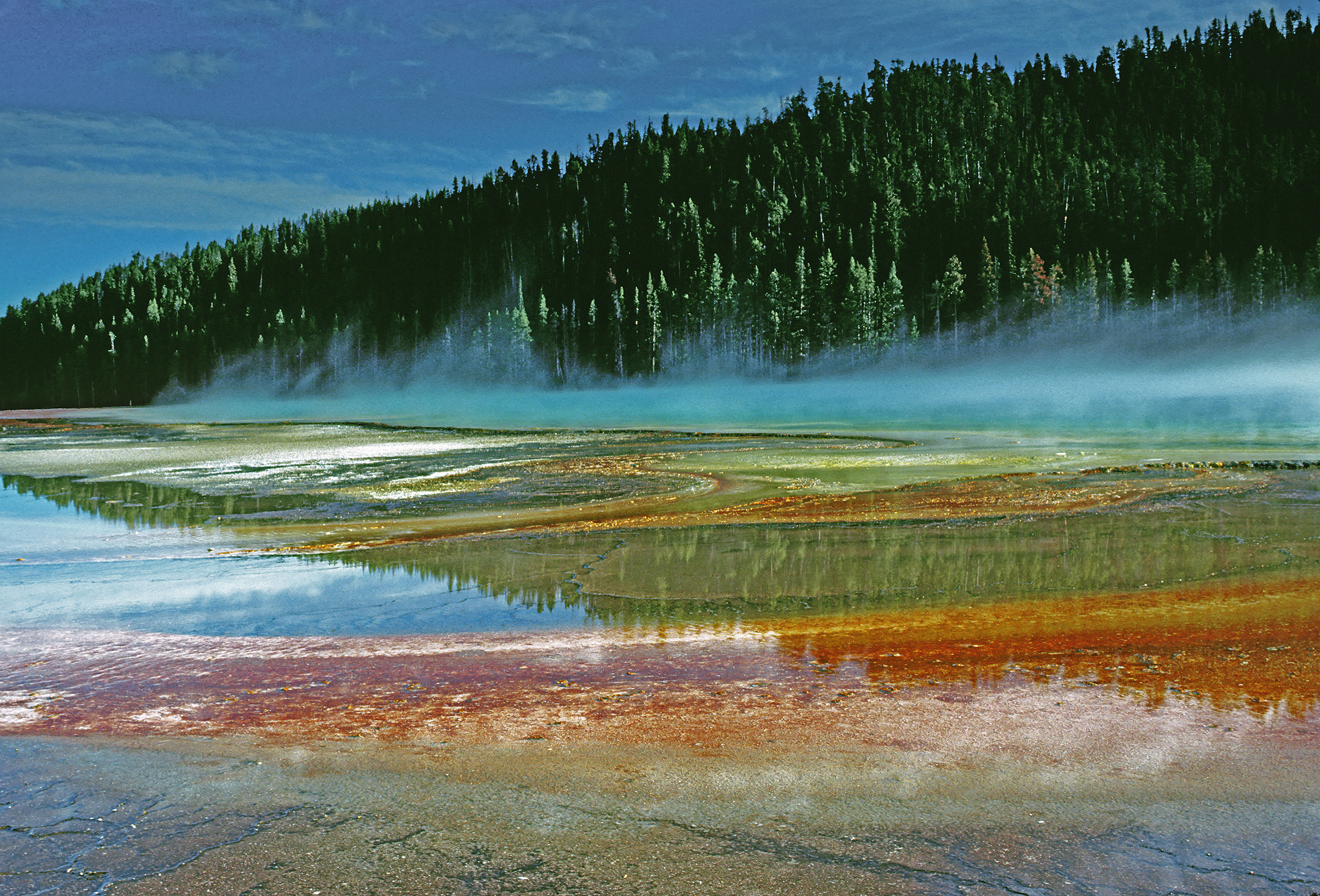 Grand Prismatic Spring, Yellowstone National Park USA
