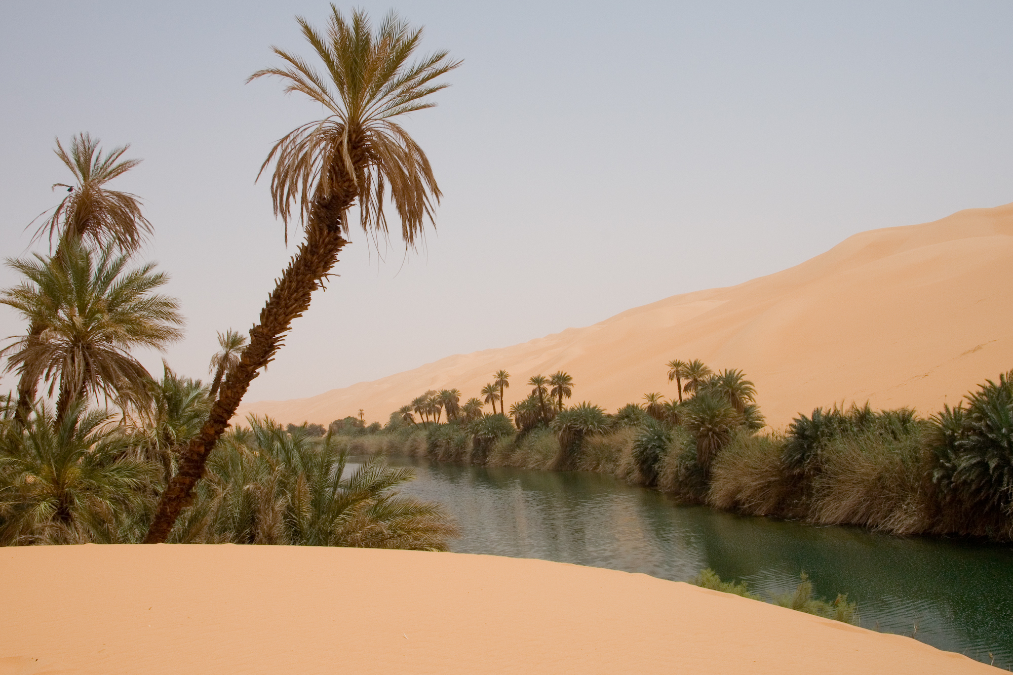 Libya 5391 Ubari Lakes Luca Galuzzi 2007
