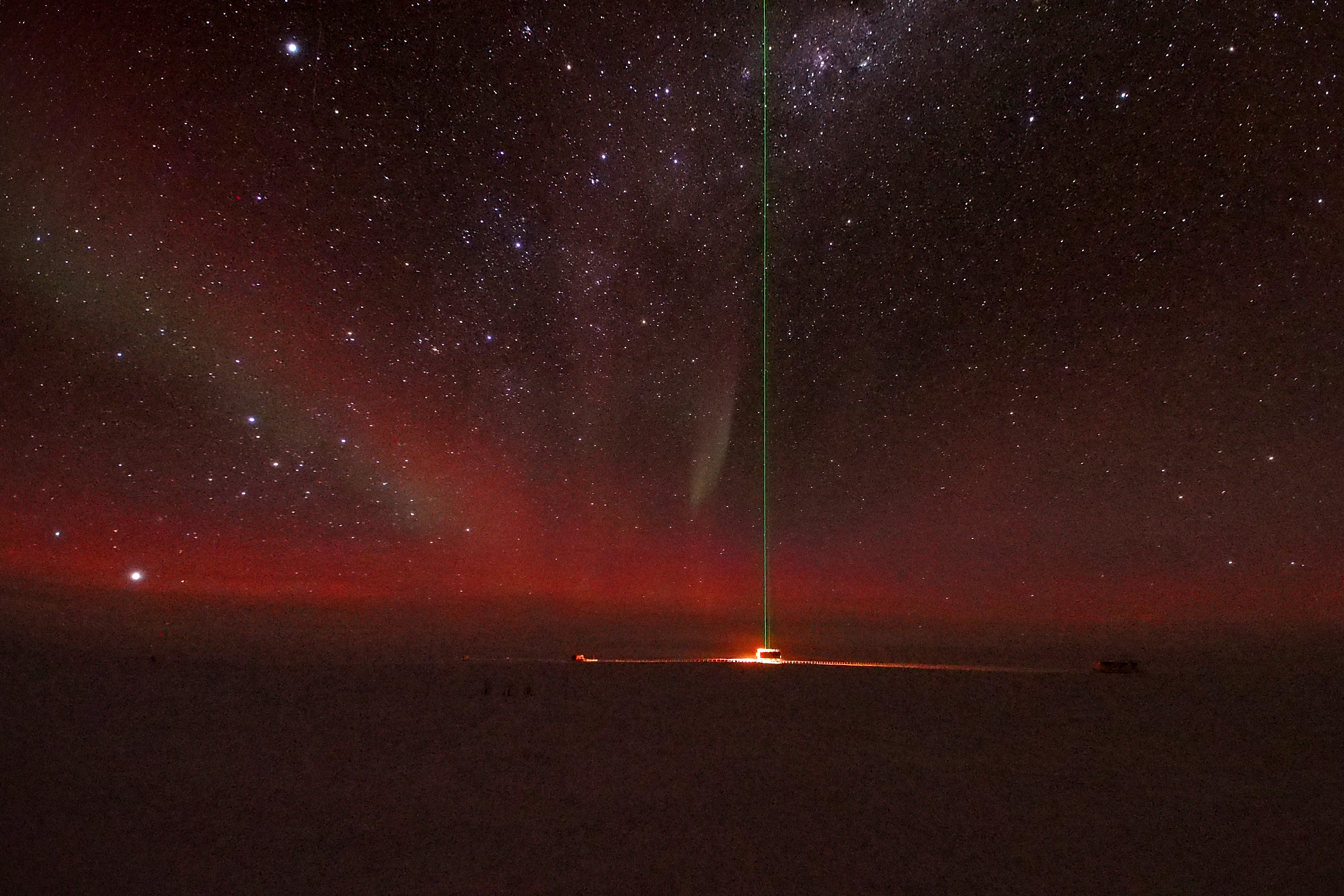 Lidar measurement and aurora at Dome C