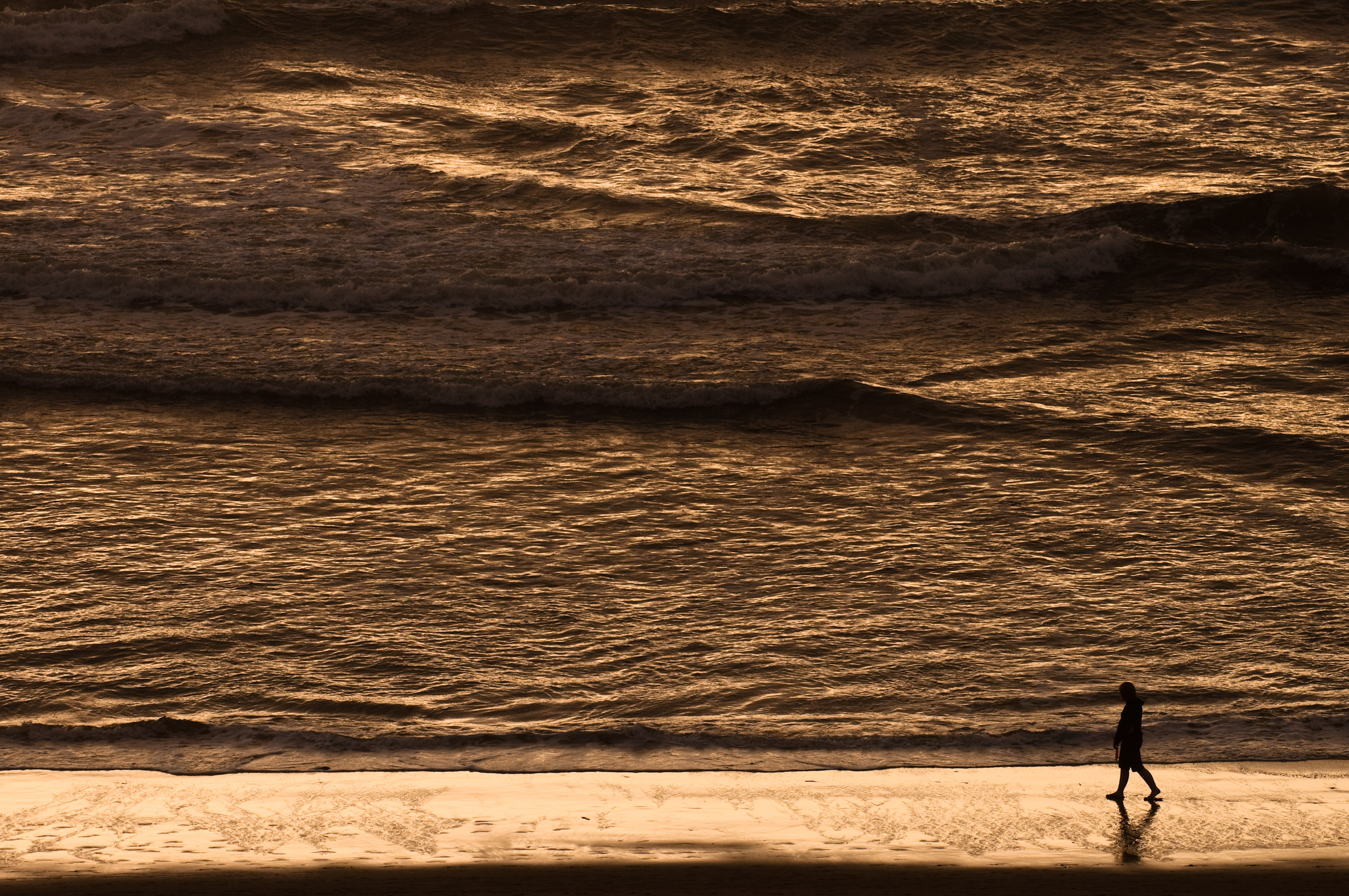 Light and surf (3891394441)