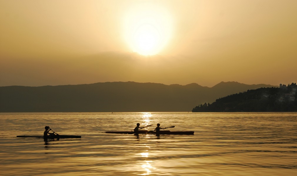 Кајаци на Охридско езеро
