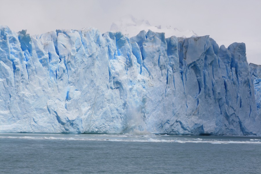 Desprendimiento en Glaciar Perito Moreno3 - Argentina