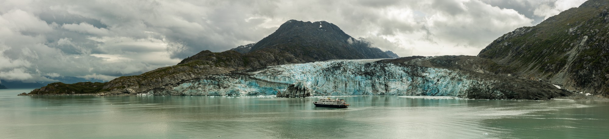 Glaciar Johns Hopkins, Parque Nacional Bahía del Glaciar, Alaska, Estados Unidos, 2017-08-19, DD 129-133 PAN