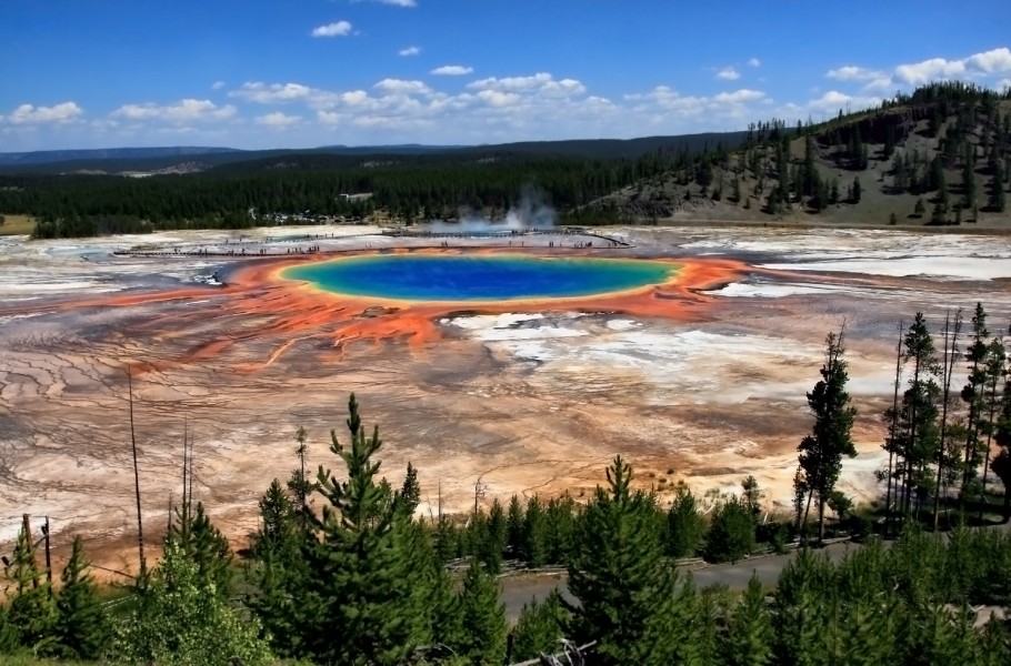 Grand Prismatic Spring and Midway Geyser Basin from above n