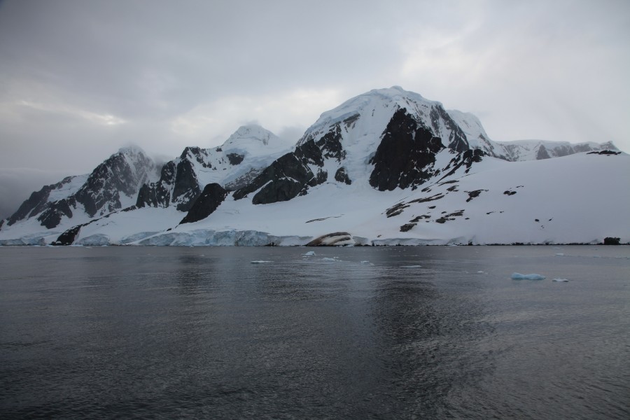 Lemaire Channel, Antarctica (6054166149)