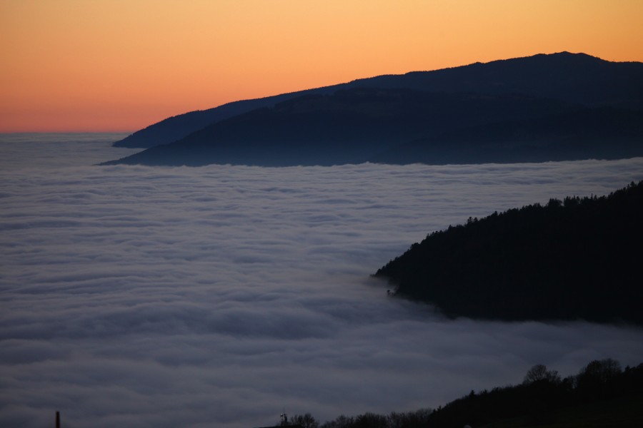 Mer de nuage sur le plateau suisse - img 40410