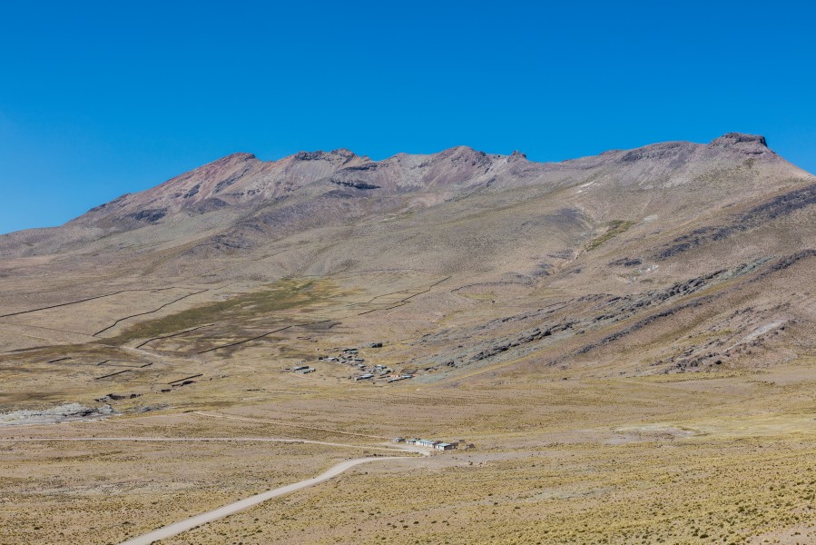 Paisaje en Reserva Nacional Salinas, Arequipa, Perú, 2015-08-02, DD 57