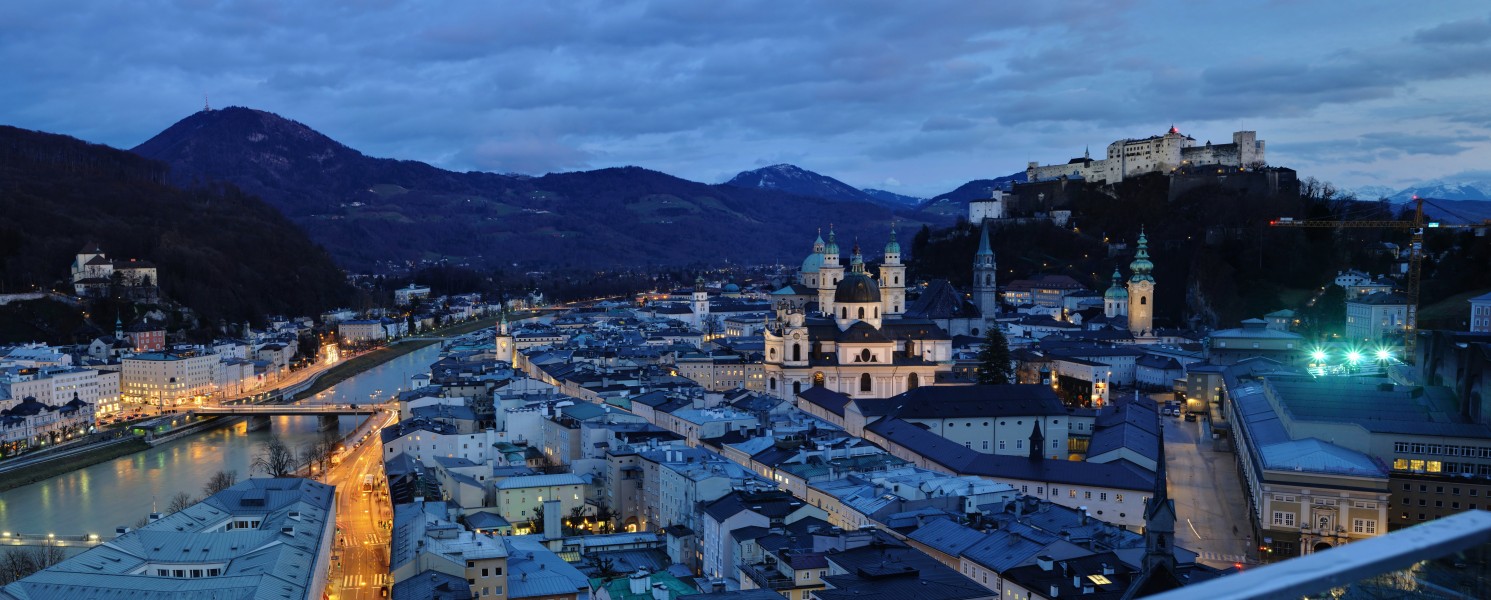 Salzburg - Panorama (nachts)