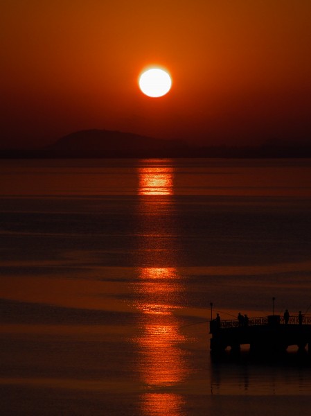 Sunrise, Wonsan, North Korea (2928351710)