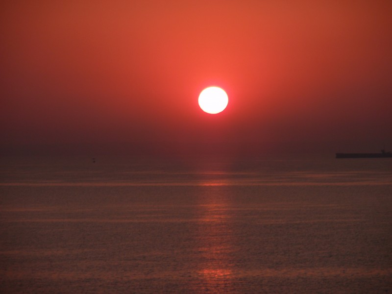 Sunset in Larnaca by Georgy - panoramio