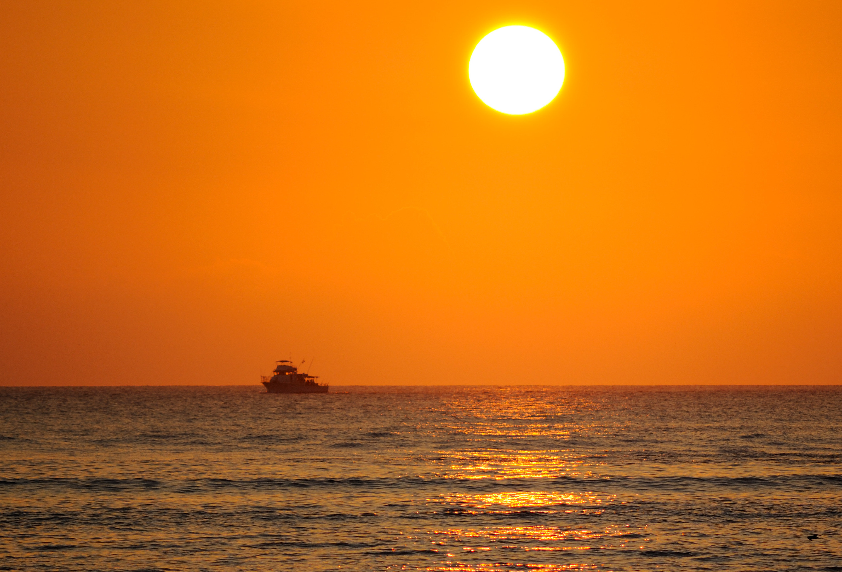 Sunset from Waikiki (5171242458)