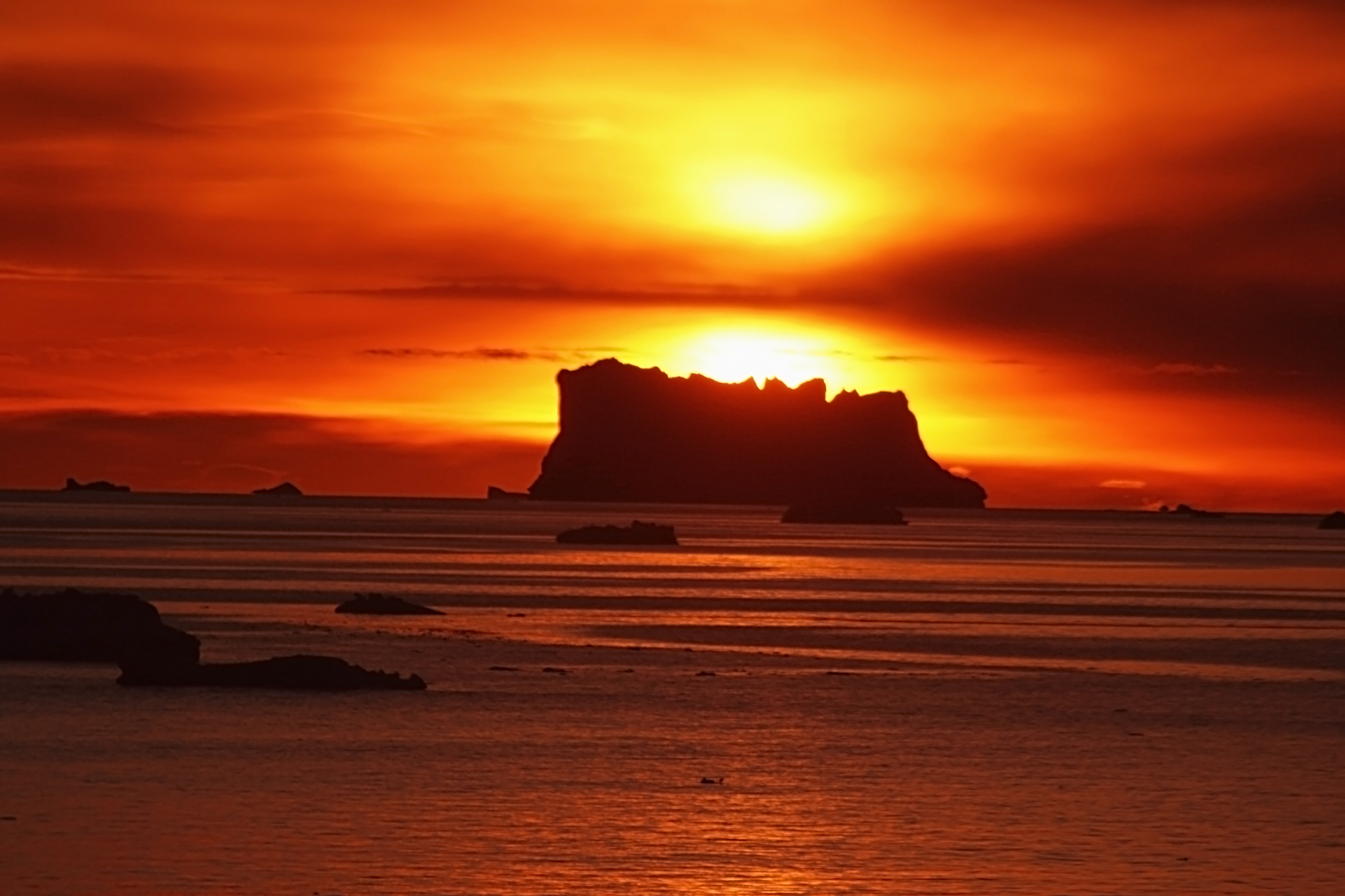 Sunset icebergs at Baffin Bay