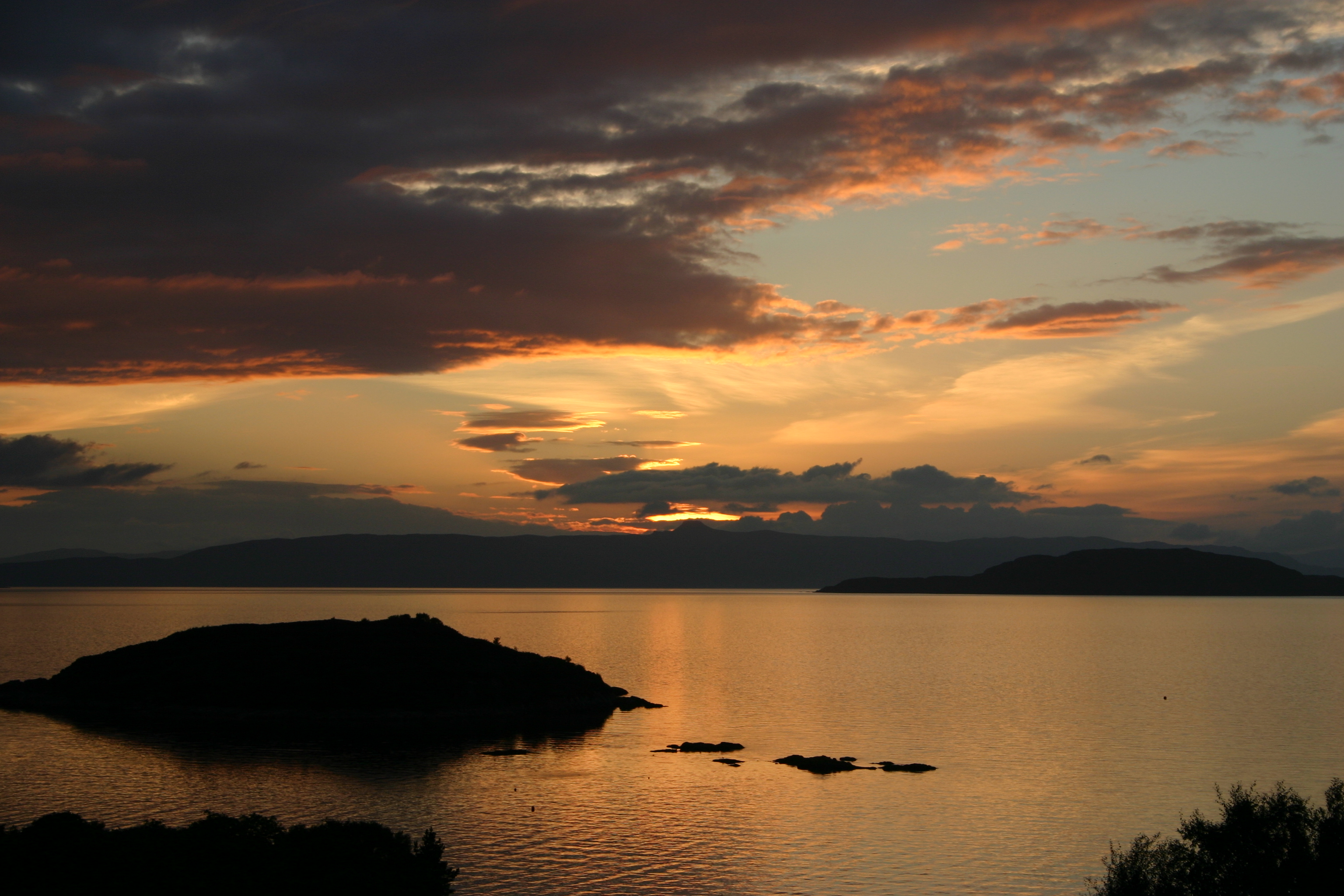 Sunset Oban 2 (184332287)