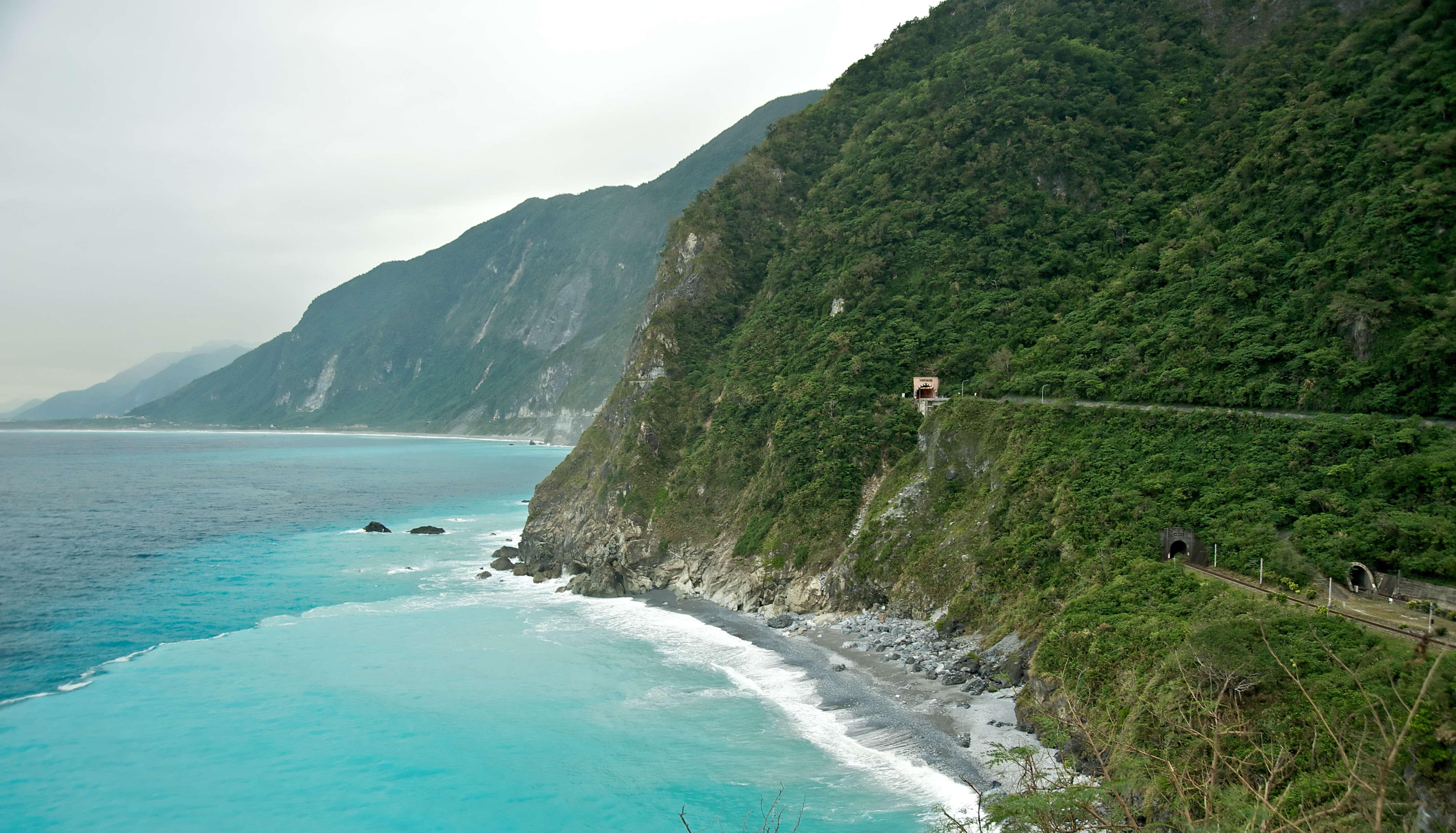 Taiwan 2009 CingShui Cliffs on SuHua Highway FRD 6762 Pano Extracted