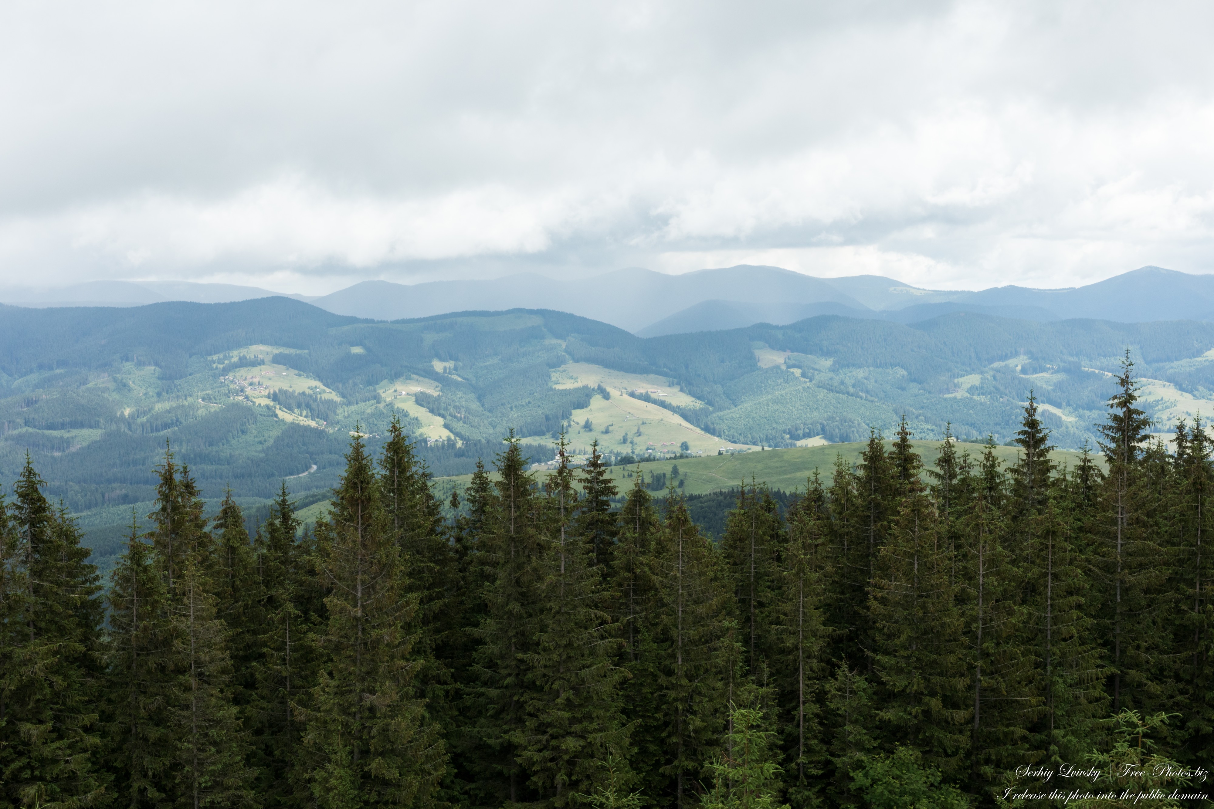 Carpathian mountains in Ukraine photographed in July 2022 by Serhiy Lvivsky, picture 11