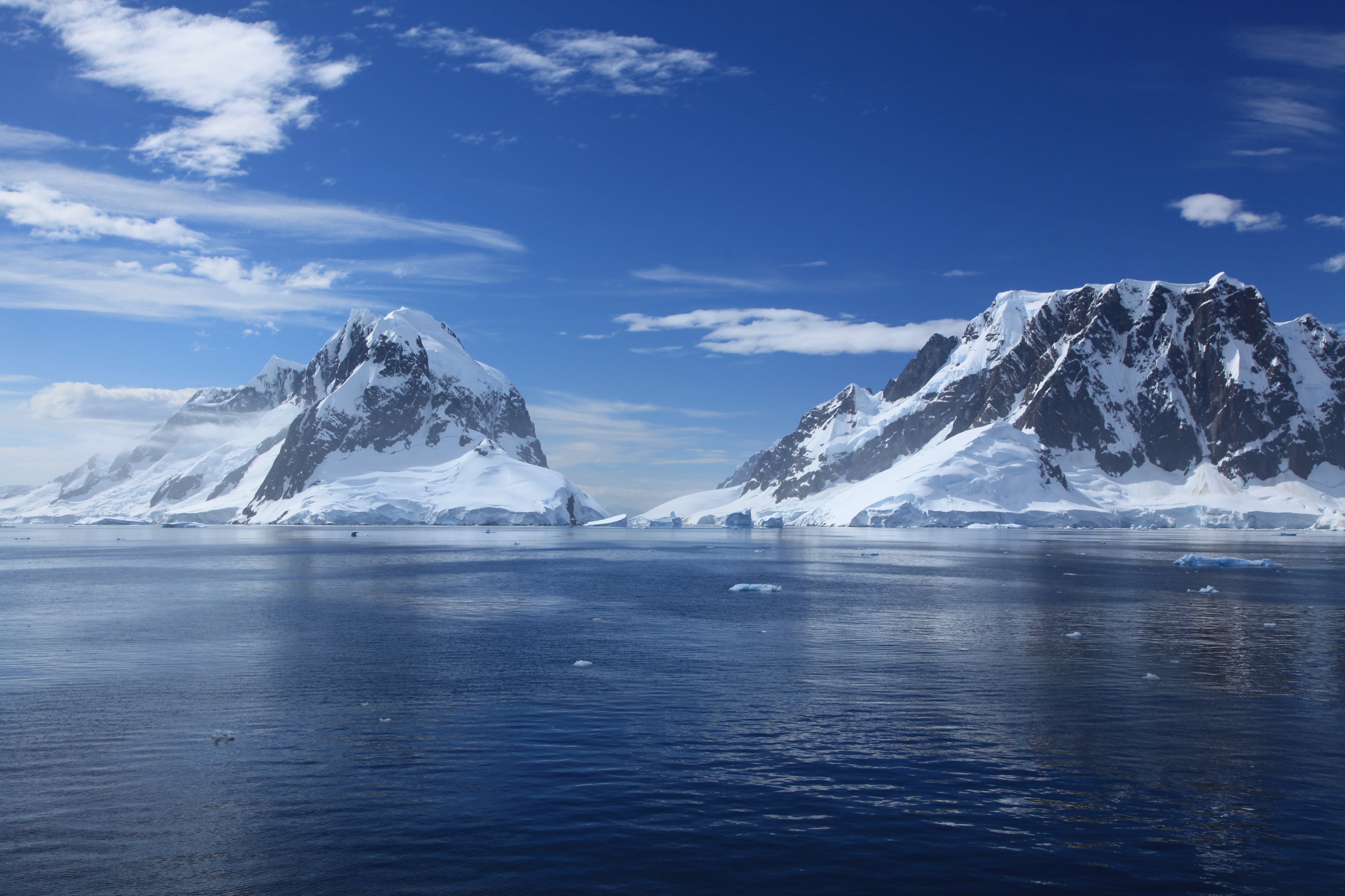 Lemaire Channel, Antarctica (6062668794)