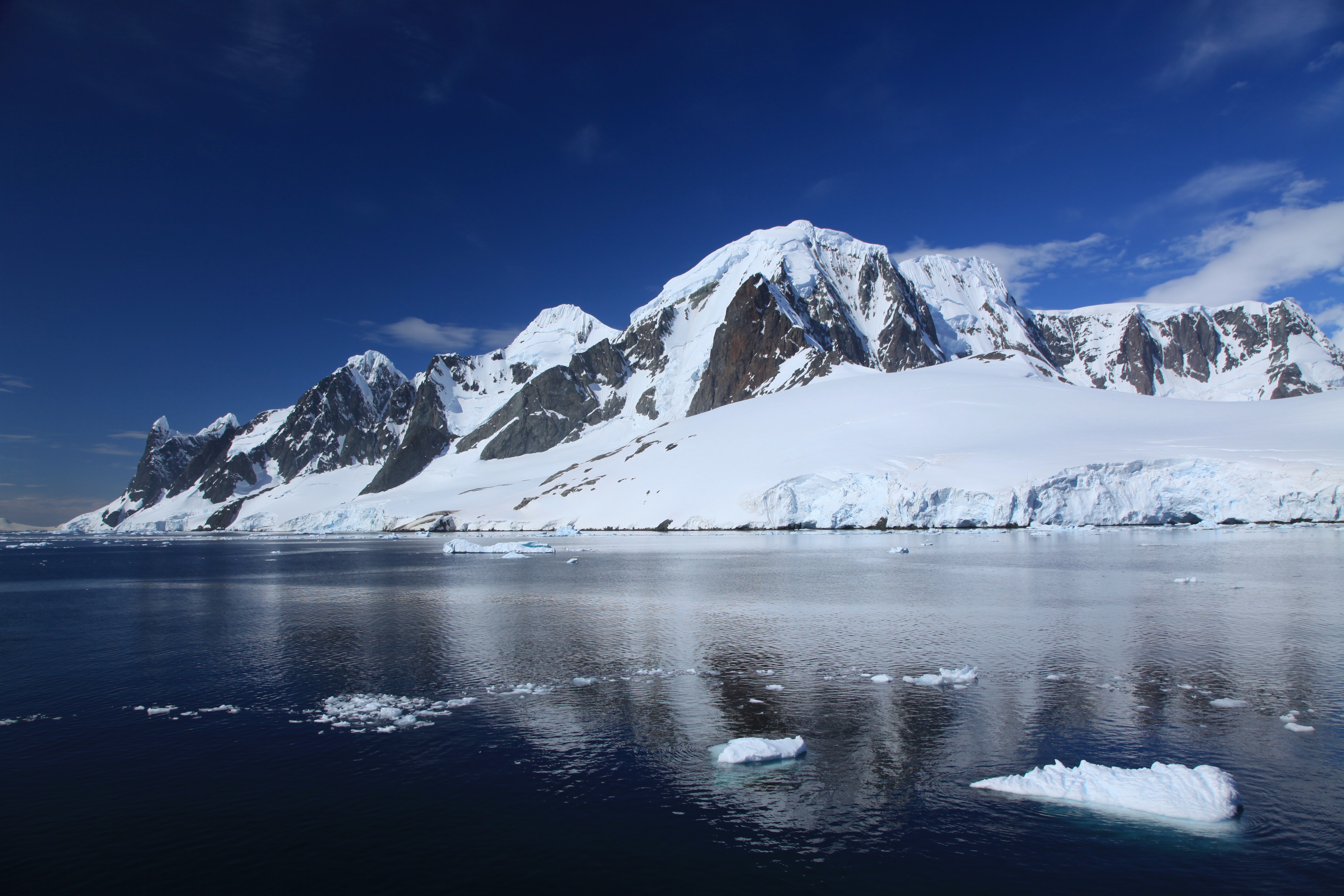 Lemaire Channel, Antarctica (6062808658)
