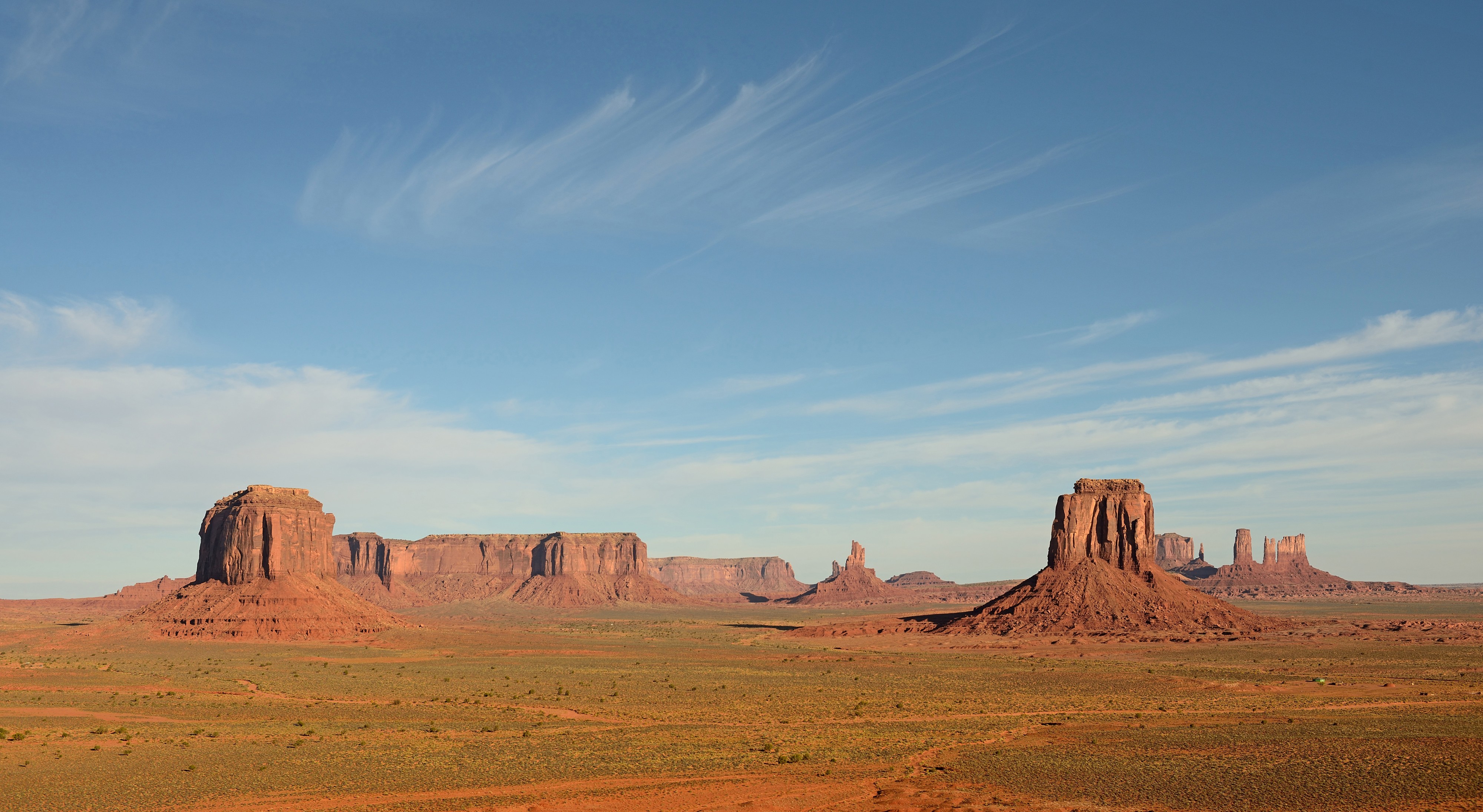 Monument Valley Arizona october 2012 sunrise view