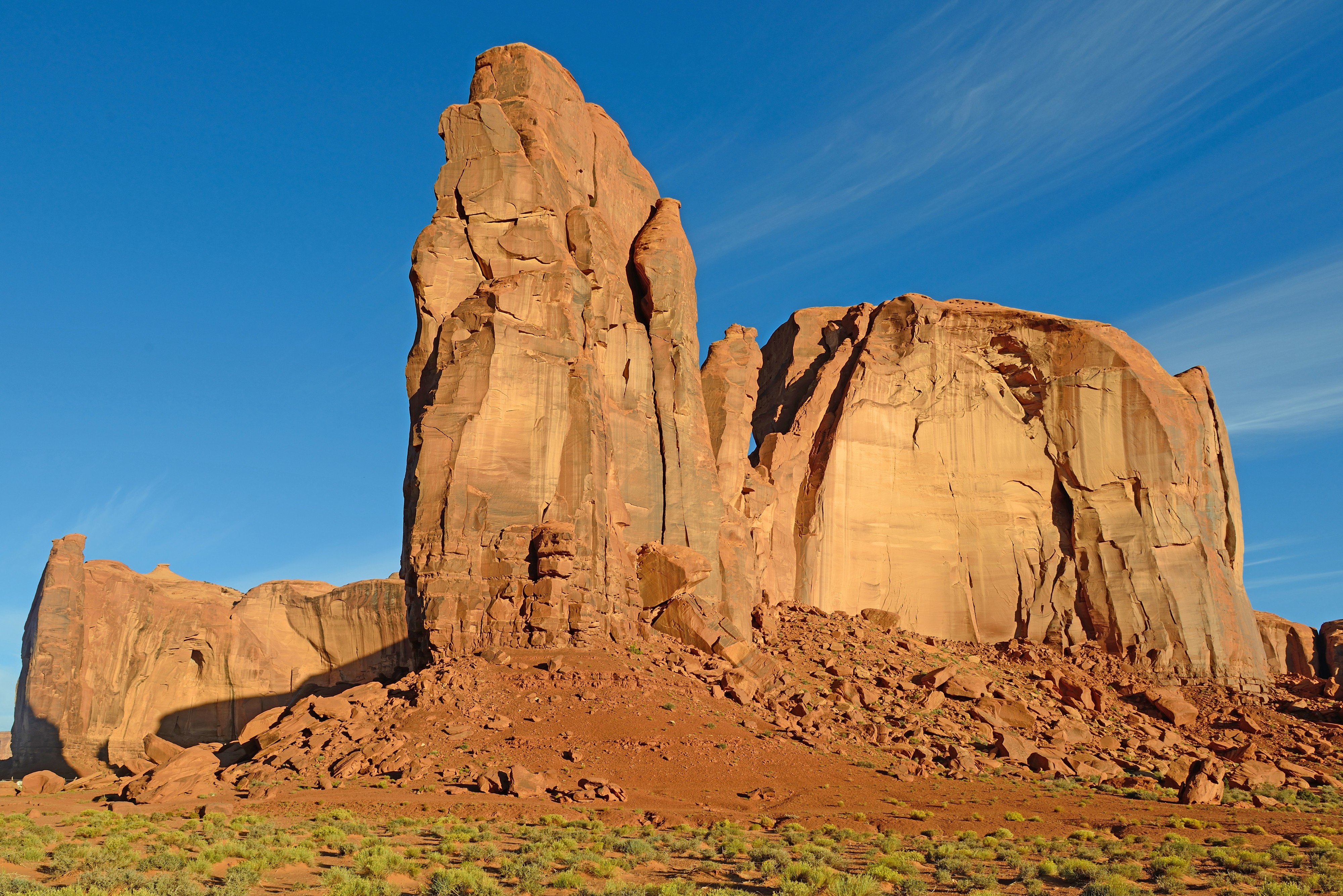 Monument Valley Arizona october 2012 sunrise view thumb