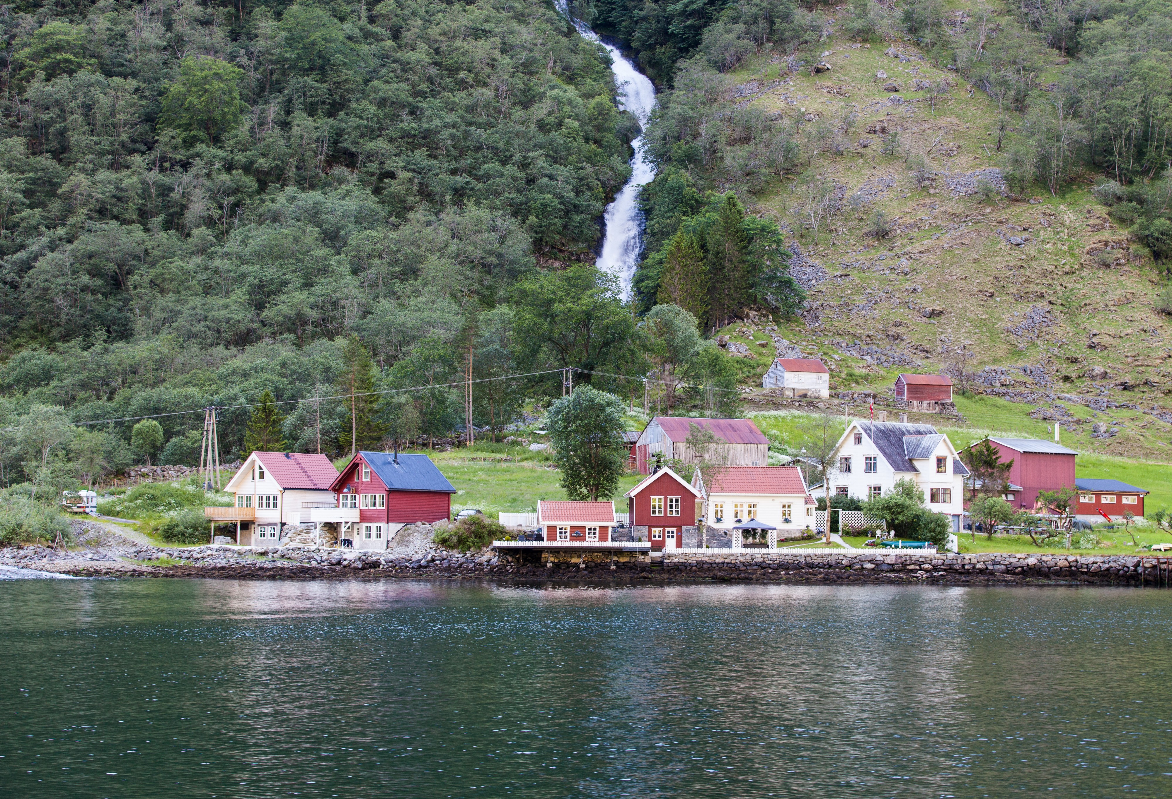 houses at a branch of the Sognefjord, Norway, near Flåm, June 2014, picture 96