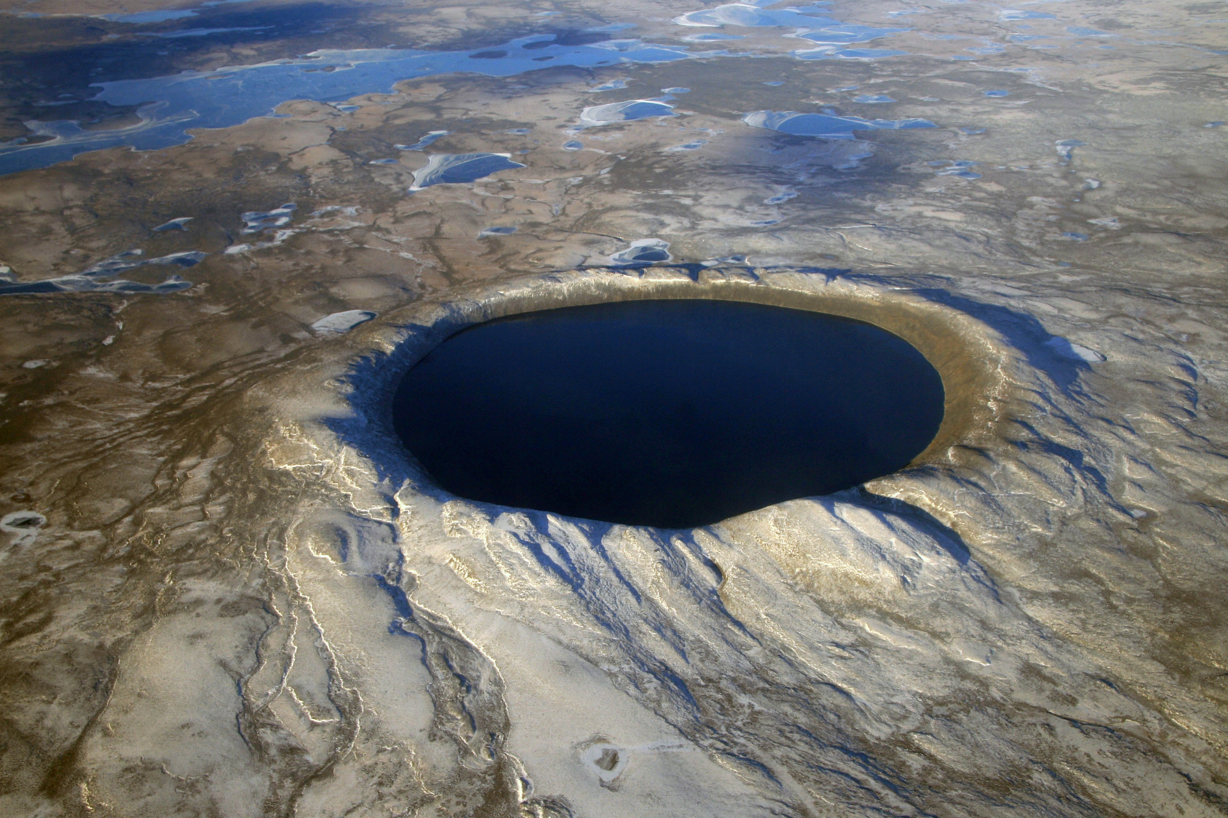 Pingualuit aerial 2007