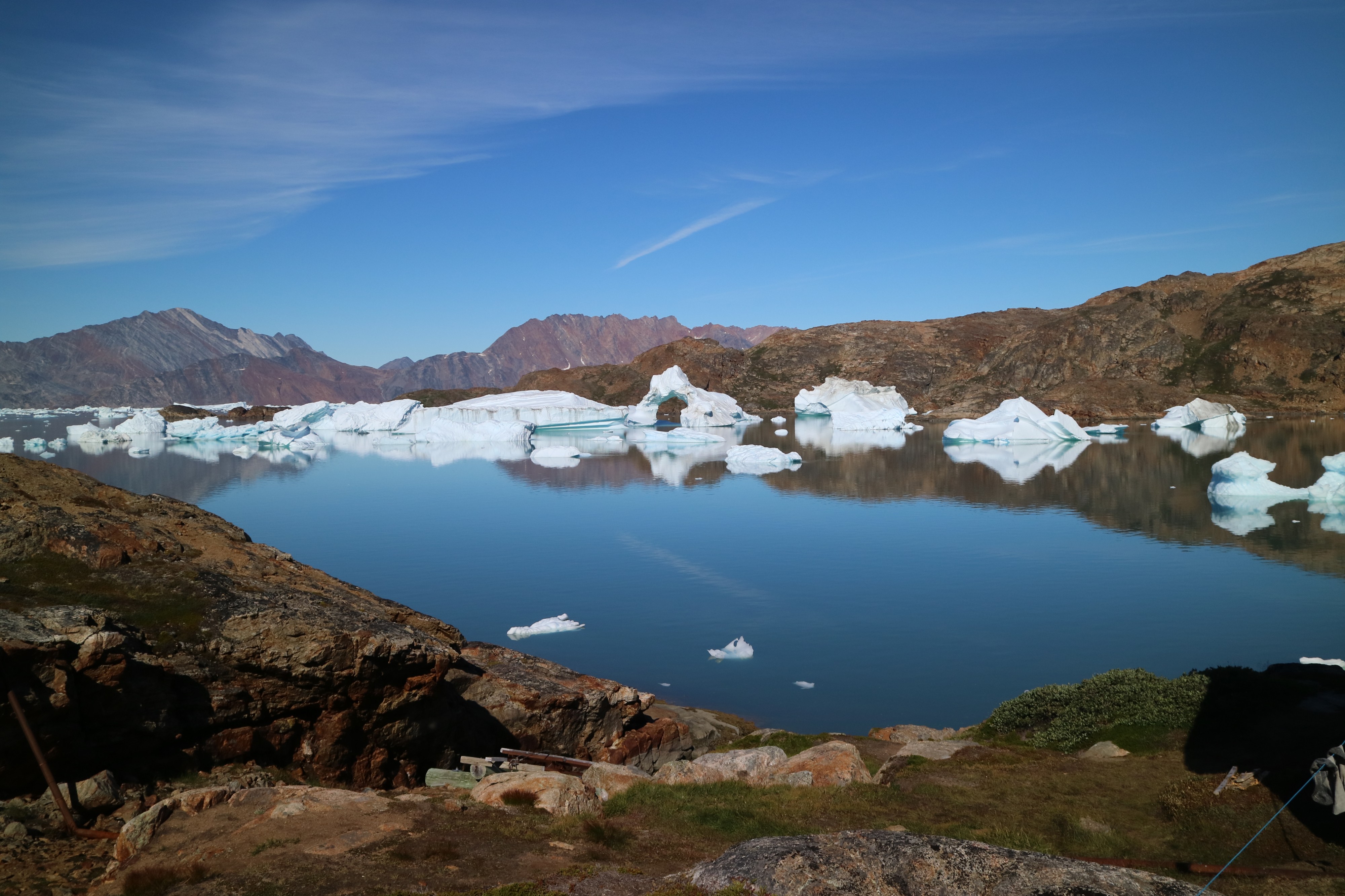 Sermilik icebergs