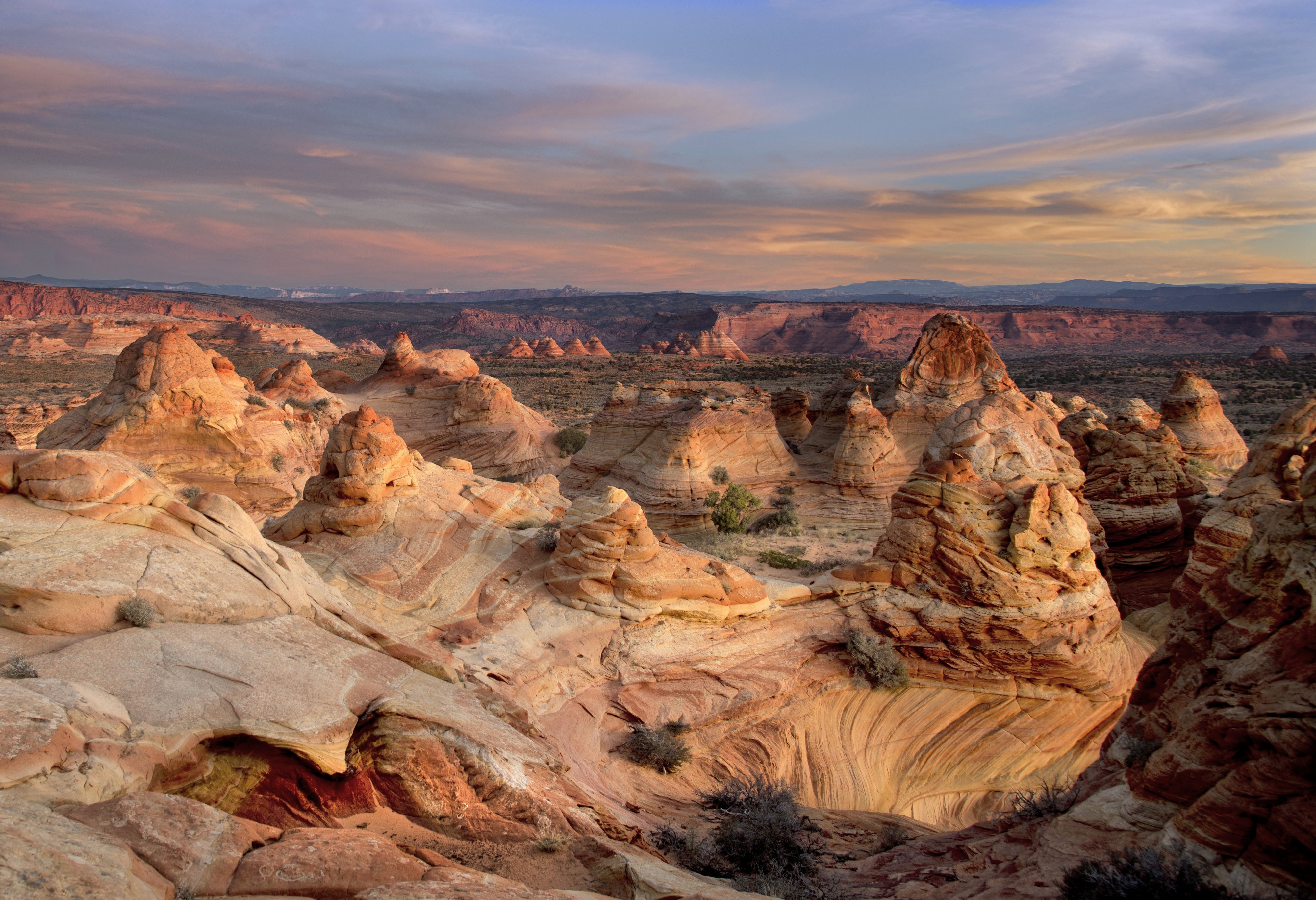 Sunrise at Cottonwood Cove (8182412209)