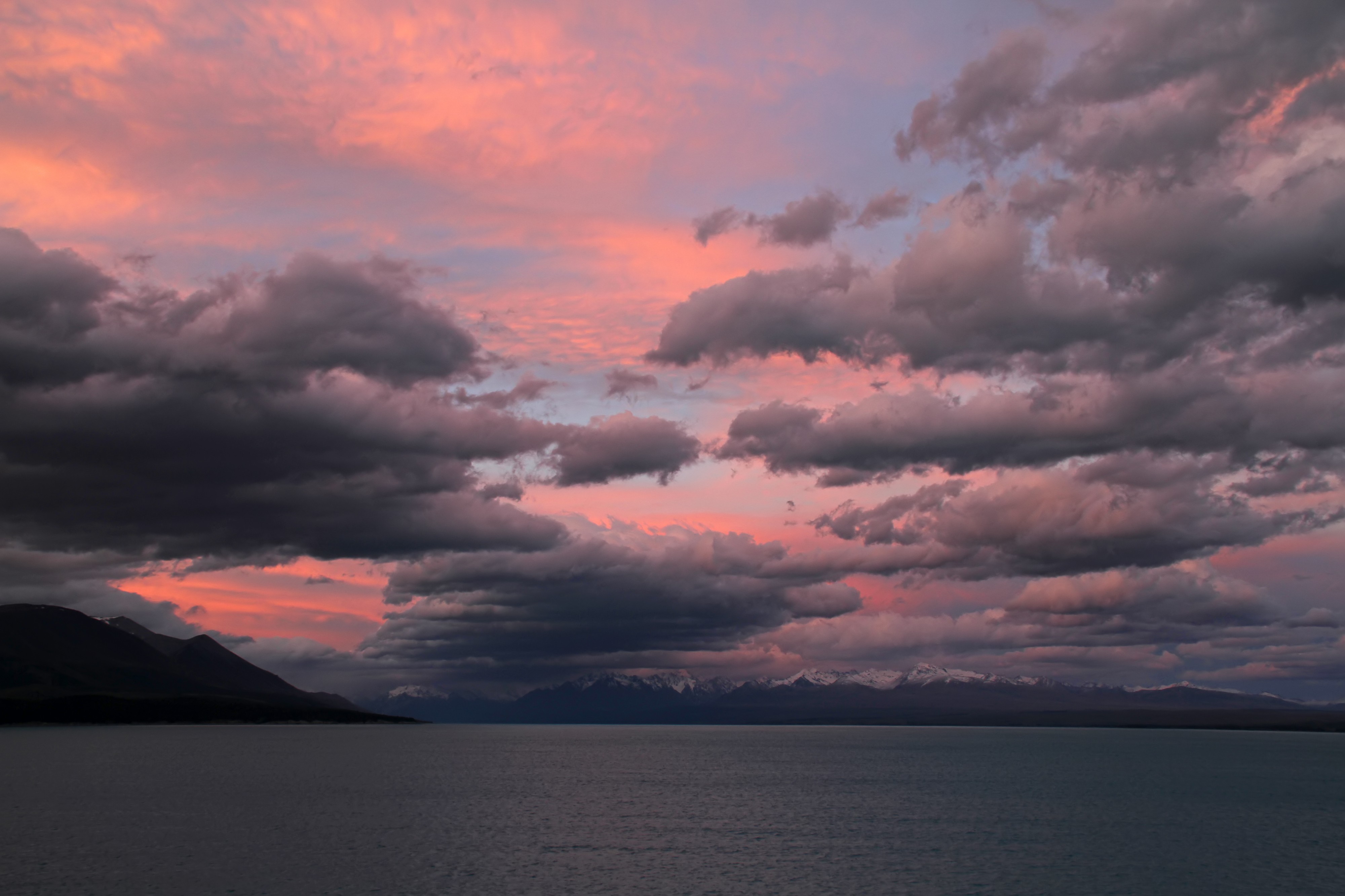 Sunset Lake Pukaki 2 (31262006432)