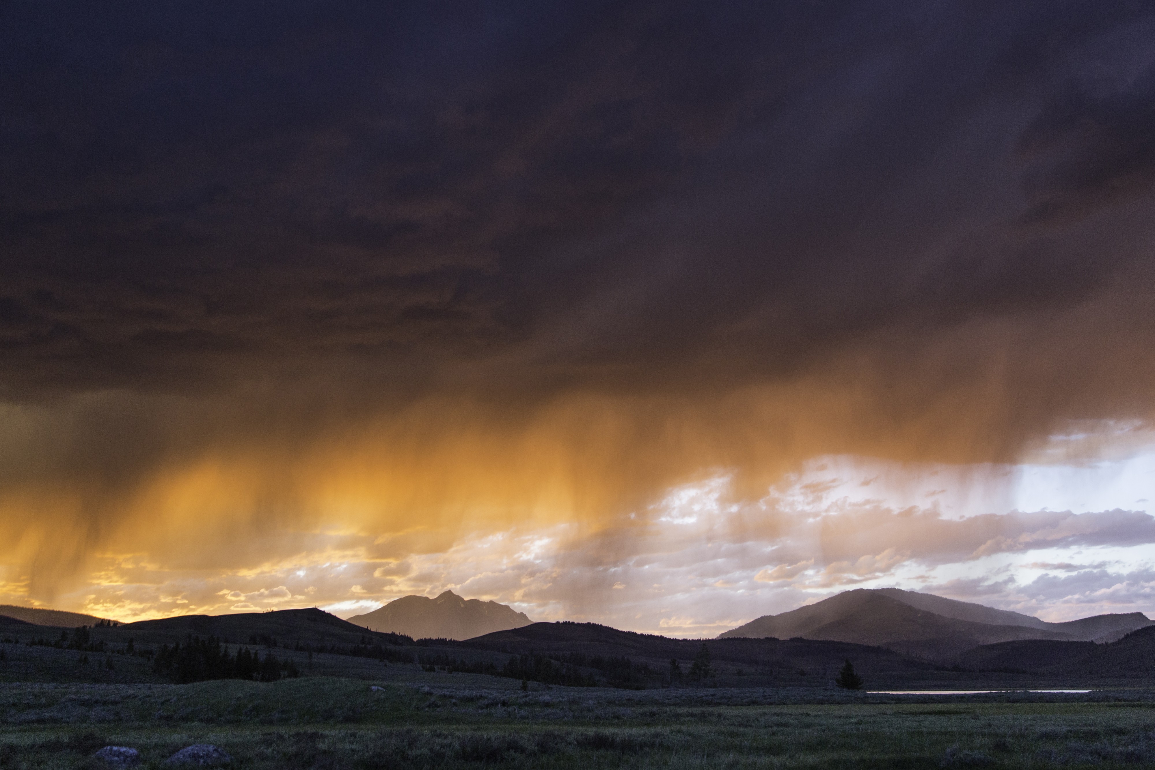 Thunderstorm at sunset, Swan Lake Flat (18837881242)