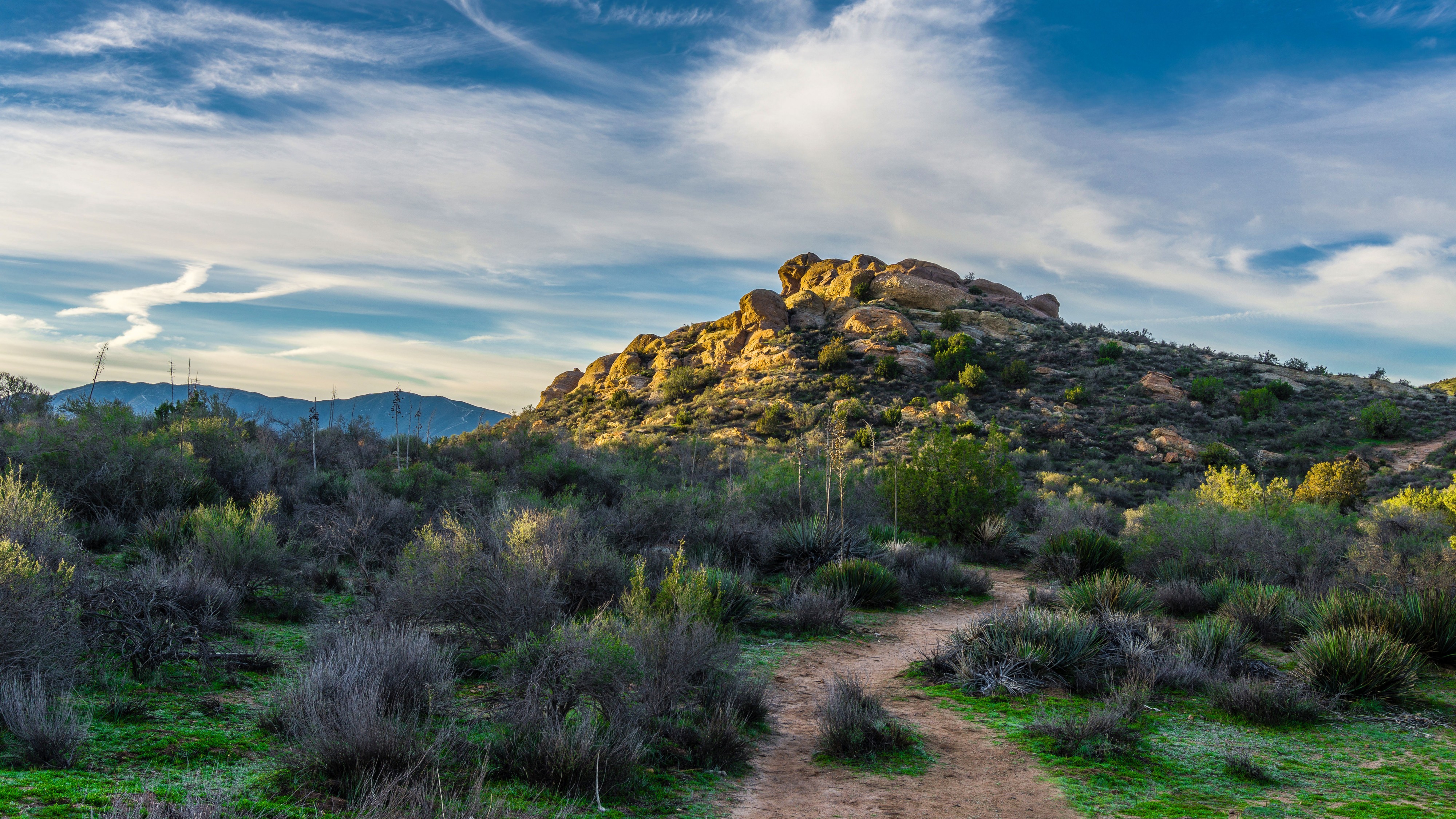 Vasquez Rocks Nature Area at Sunrise 01 (2015)