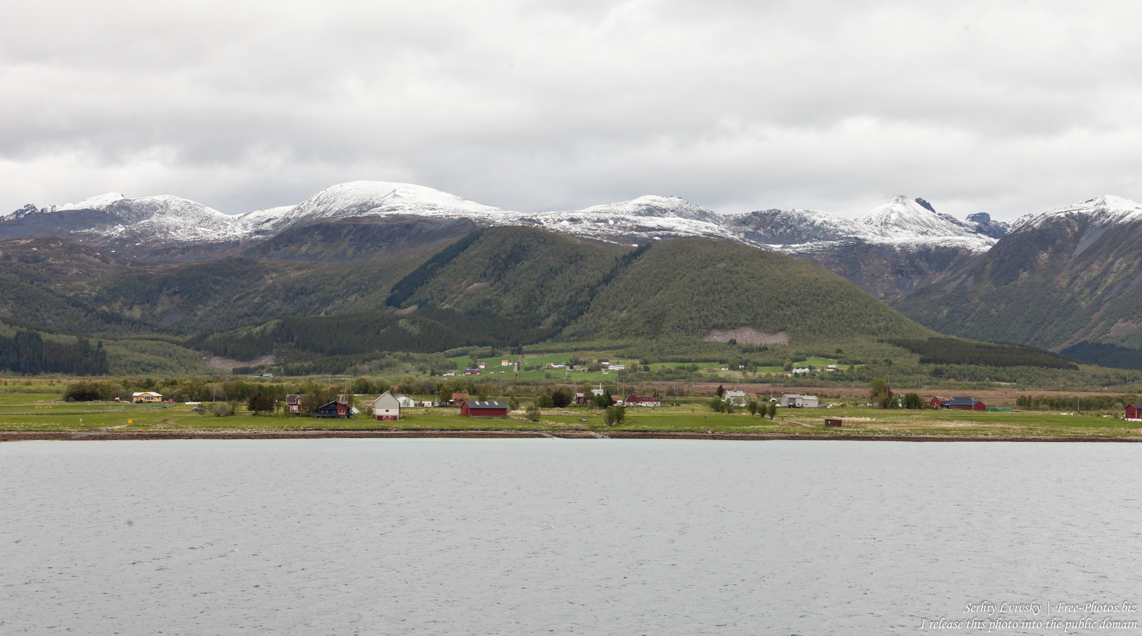 way from Sortland to Stokmarknes, Norway, photographed in June 2018 by Serhiy Lvivsky, picture 9