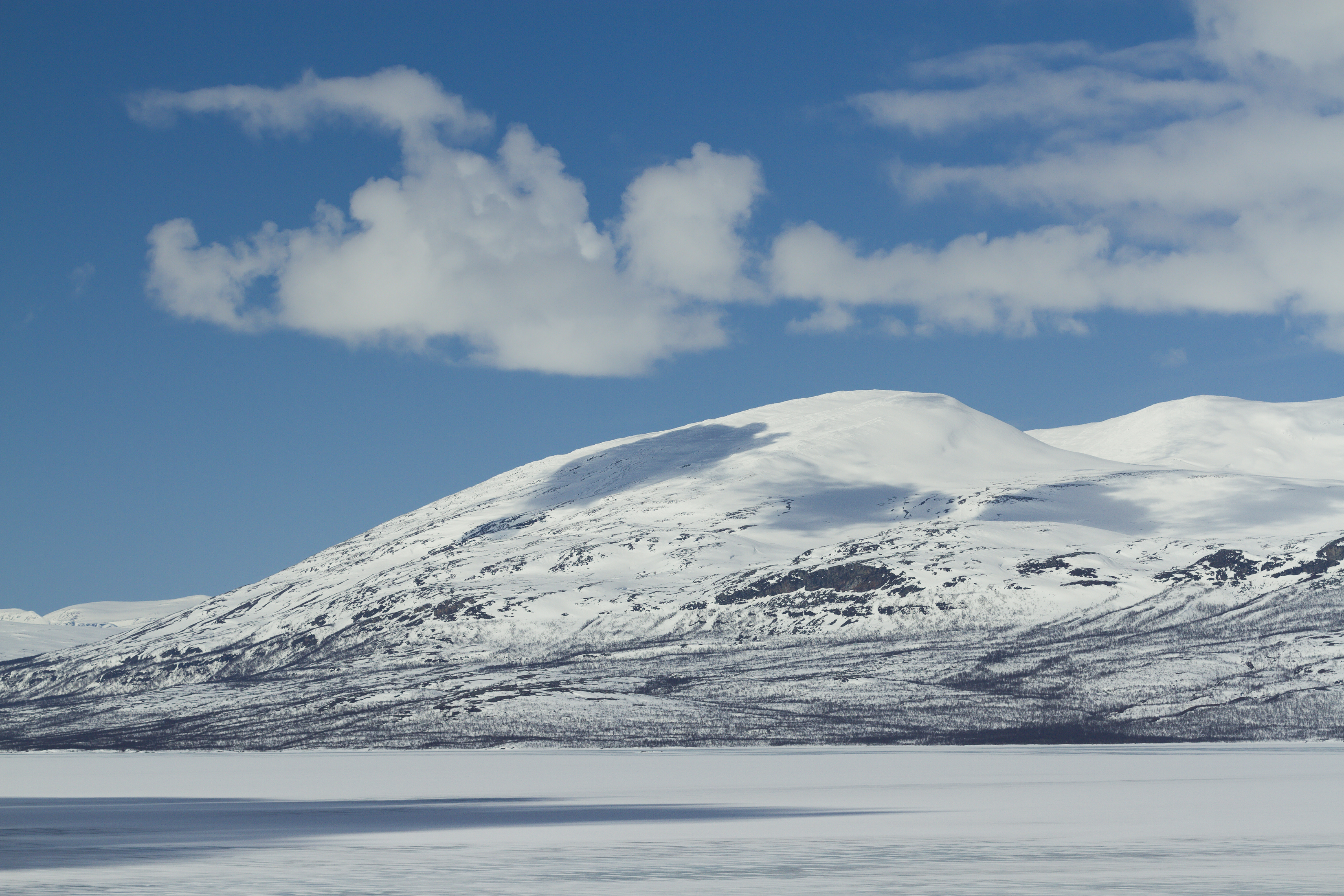 Váivváncohkka, Norrbotten, Sweden, 2015 April
