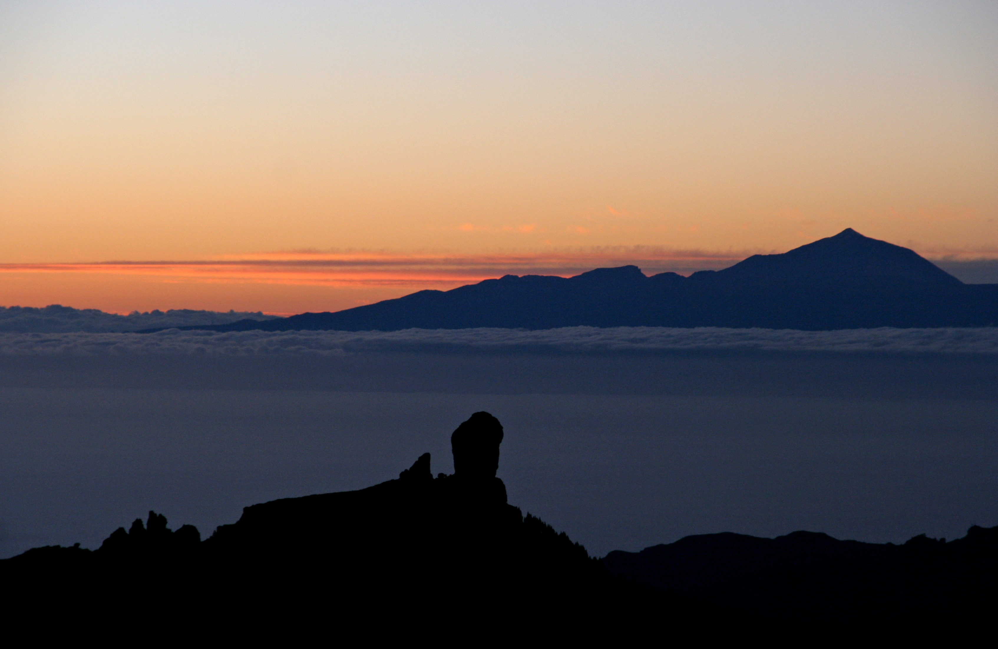 View from Pico de las Nieves Sunset (2284825760)