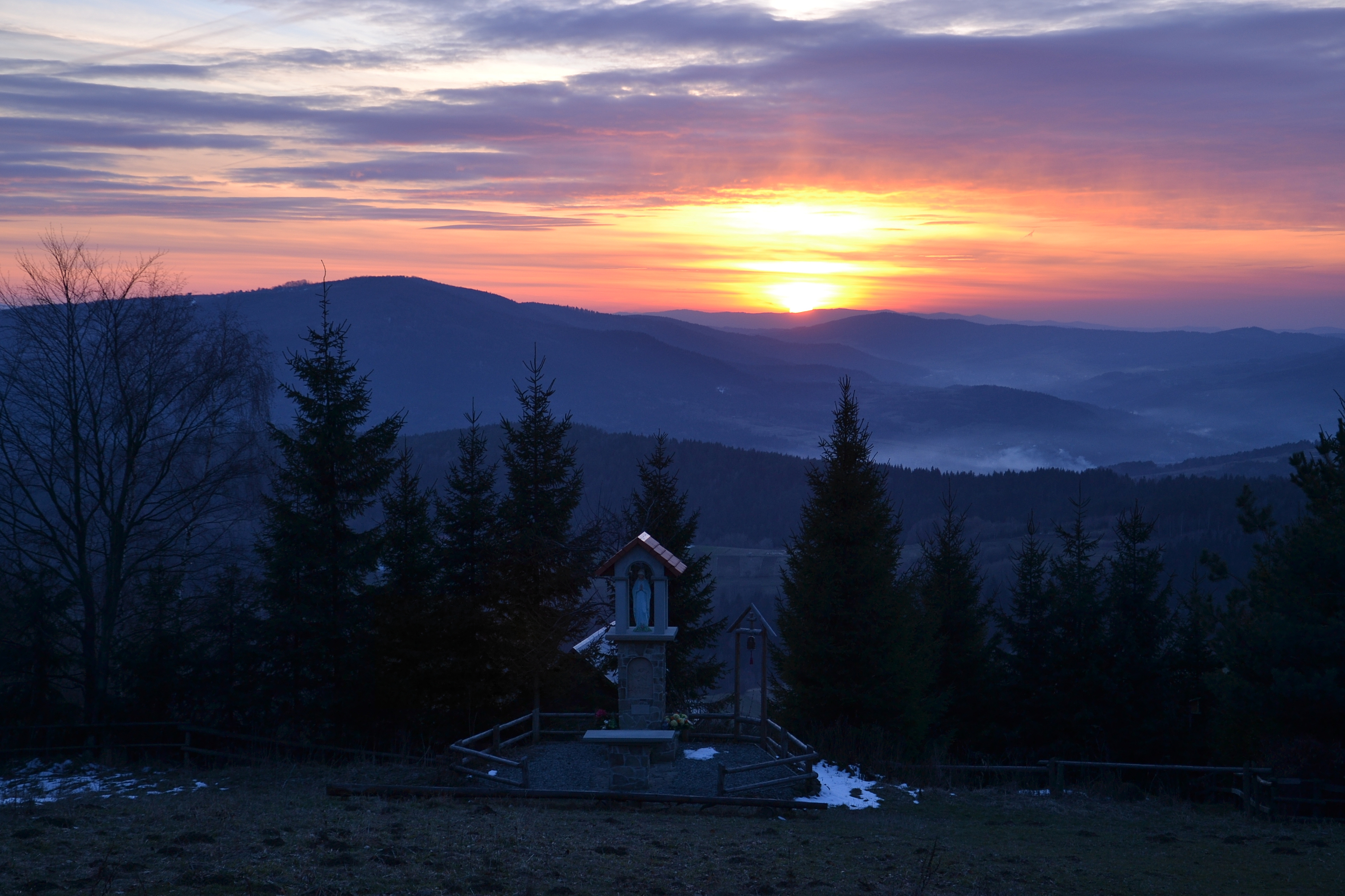 Beskid Wyspowy in the evening (2)