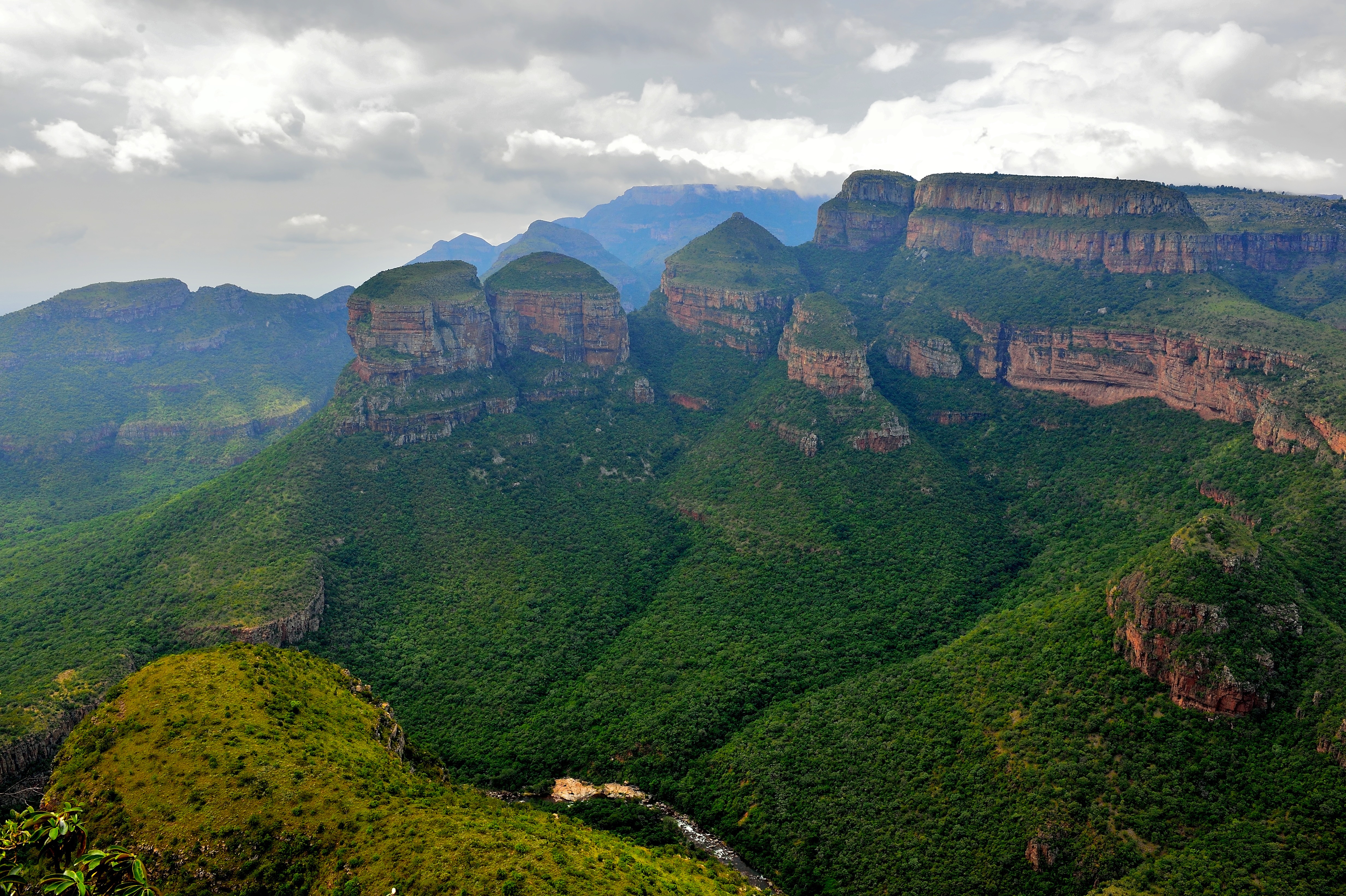 Blyde River Canyon, Mpumalanga, South Africa (19894758393)