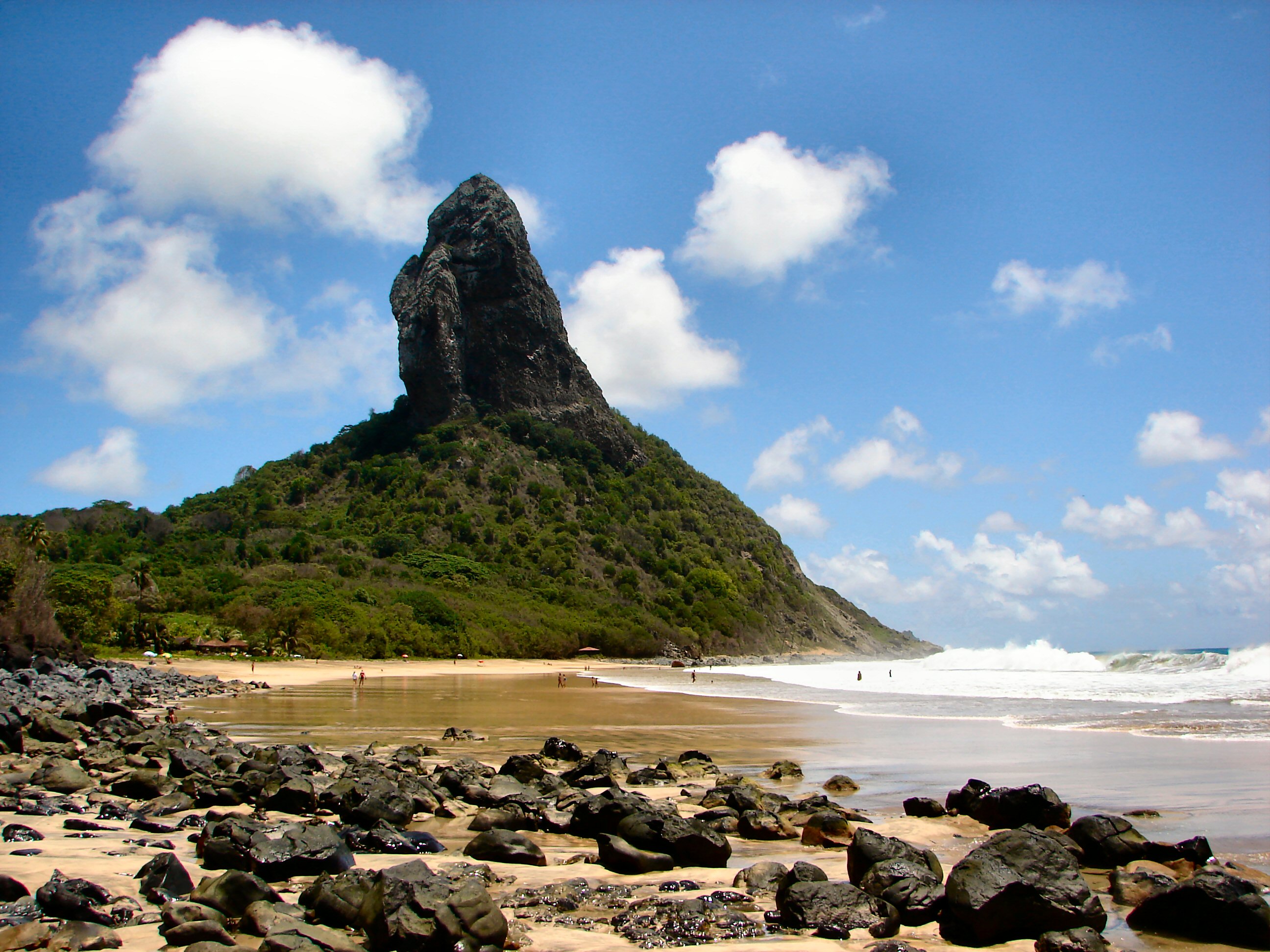 Fernando de Noronha Conceicao Beach